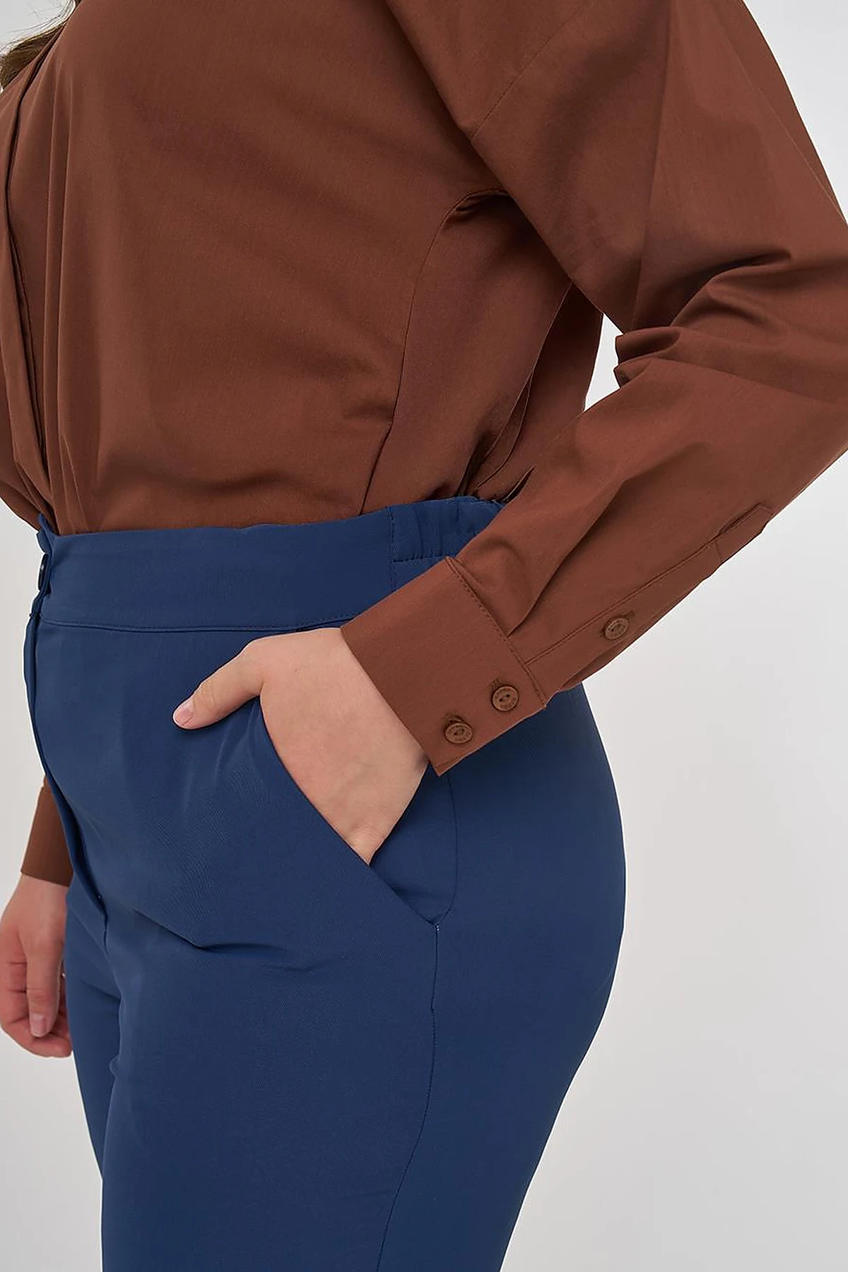 Relaxed-Fit Fabric Trousers in Black Indigo