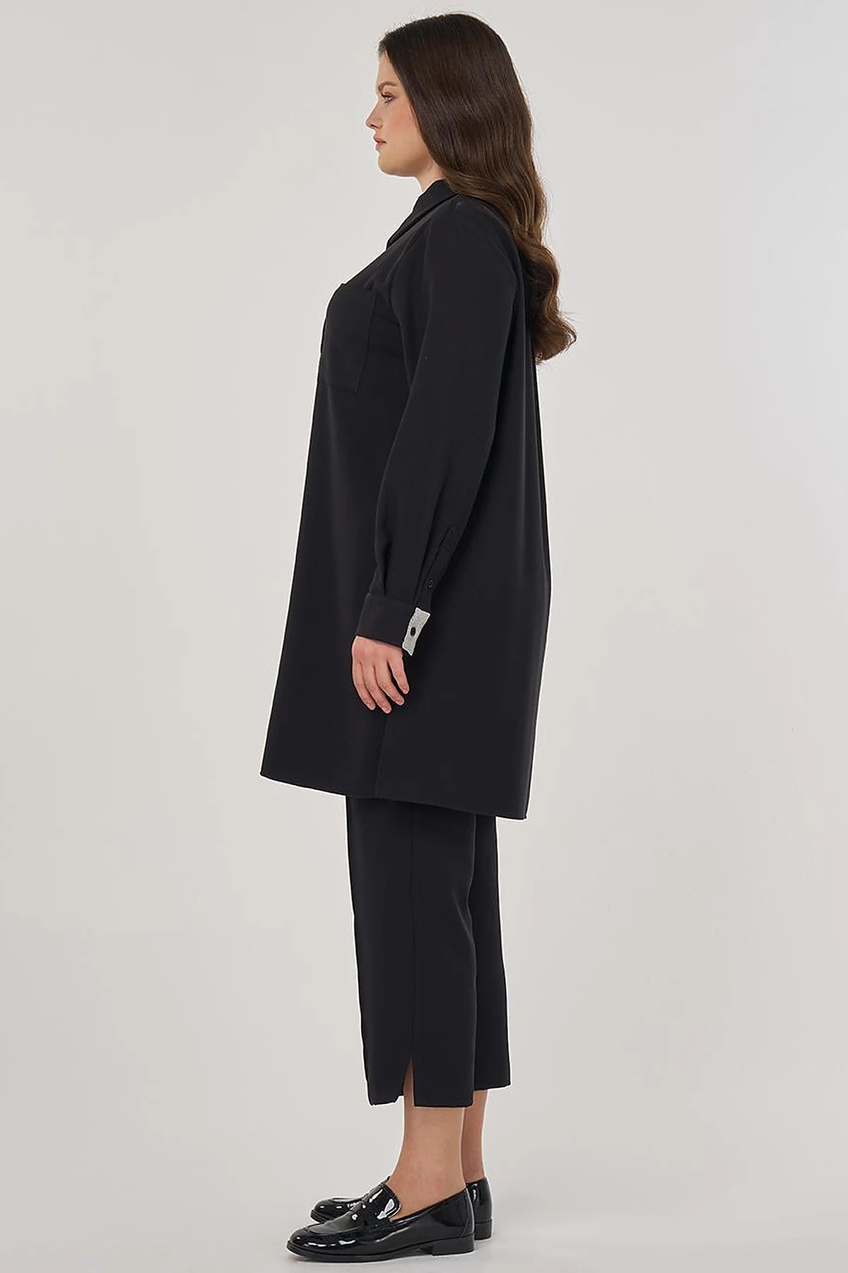 Chain-Detailed Relaxed-Cut Viscose Tunic Black