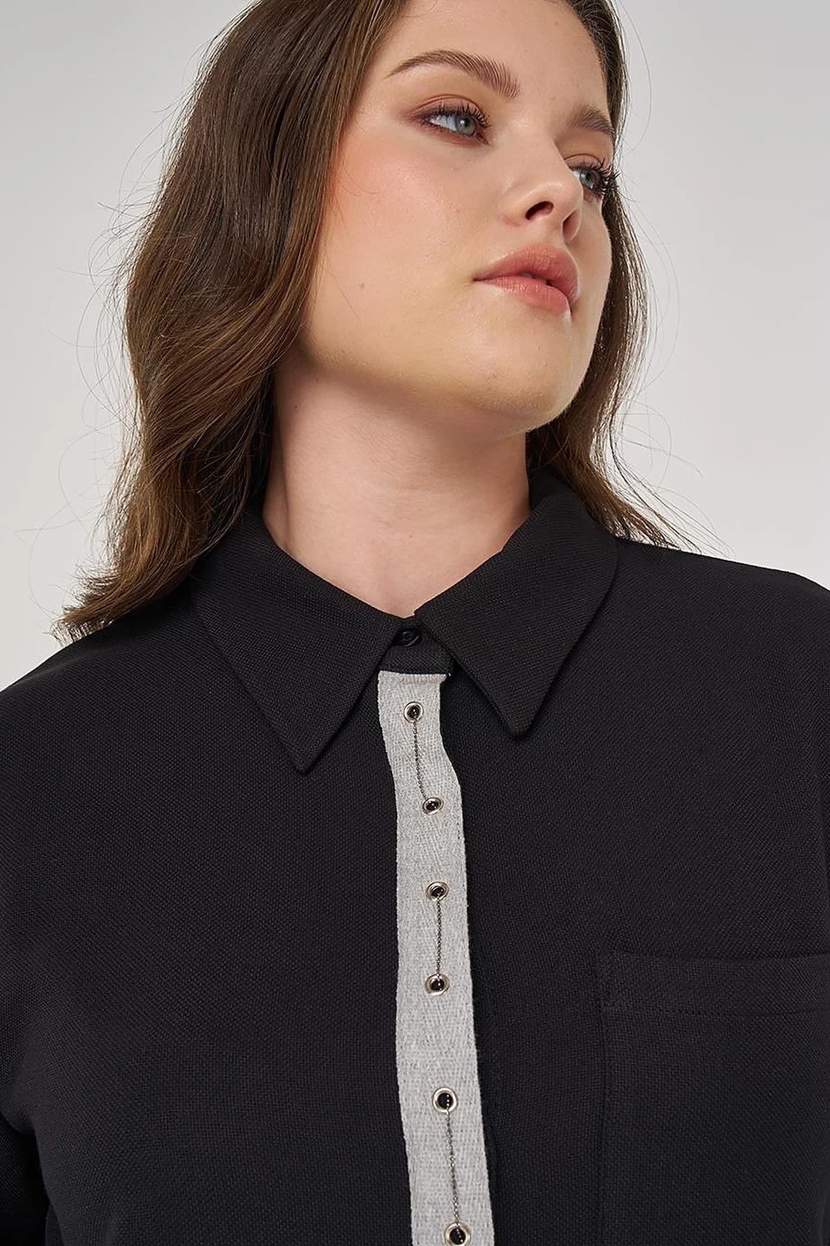 Chain-Detailed Relaxed-Cut Viscose Tunic Black