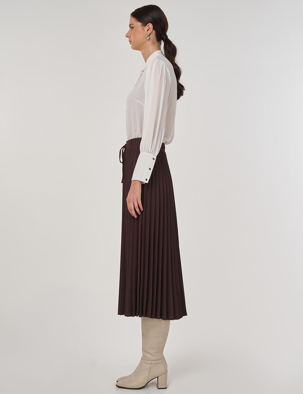 Lace-Up Pleated Skirt in Dark Brown