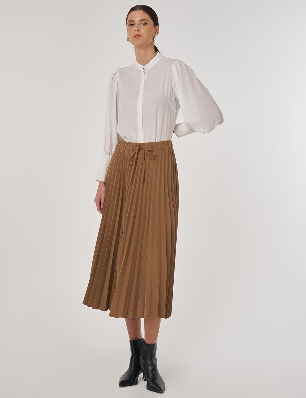 Lace-Up Pleated Skirt in Dark Olive