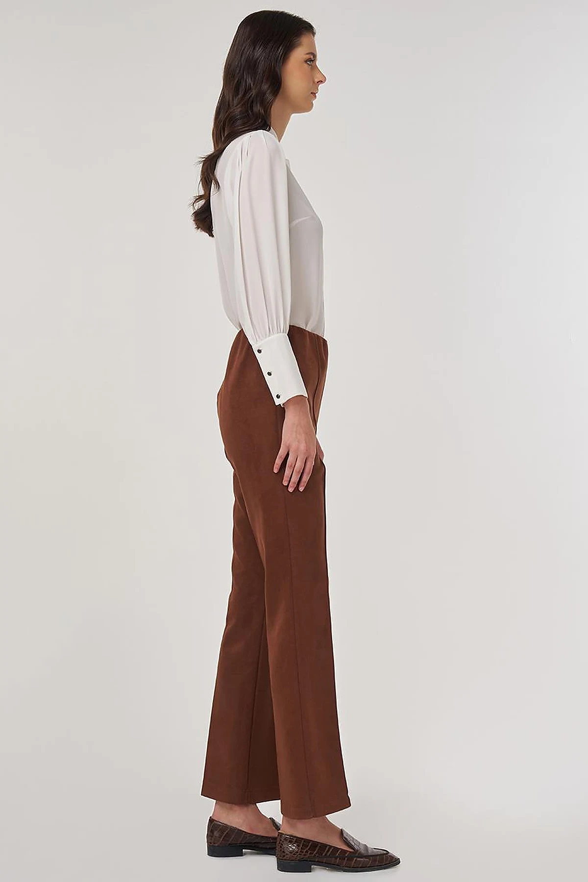 Flare Fit Suede Pants in Camel