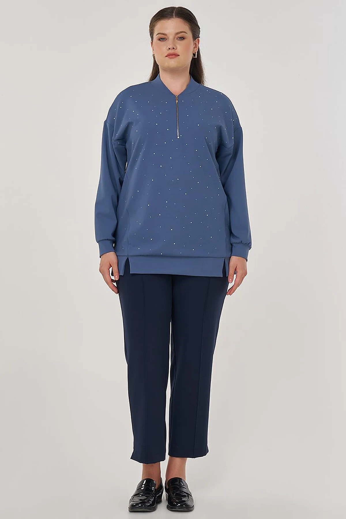 College Collar Hotfix Printed Sweatshirt in Indigo