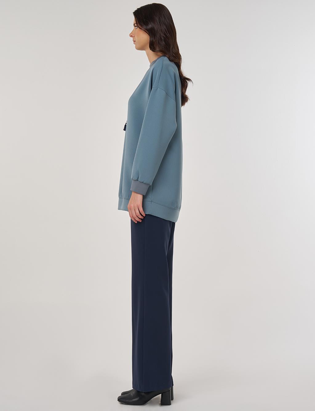 Embroidered Sweatshirt in Foggy Blue