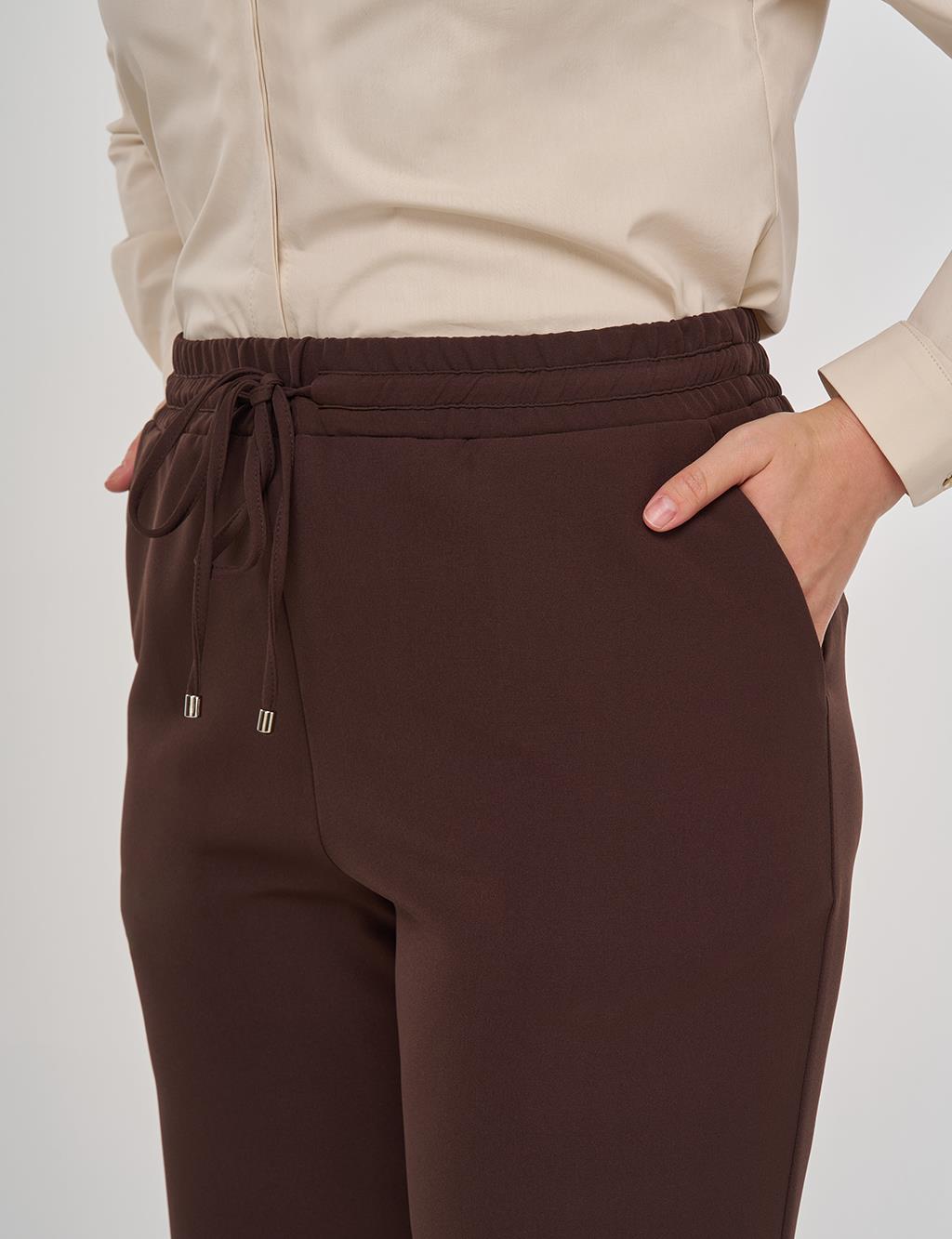 Lace-Up Relaxed-Fit Trousers in Dark Brown