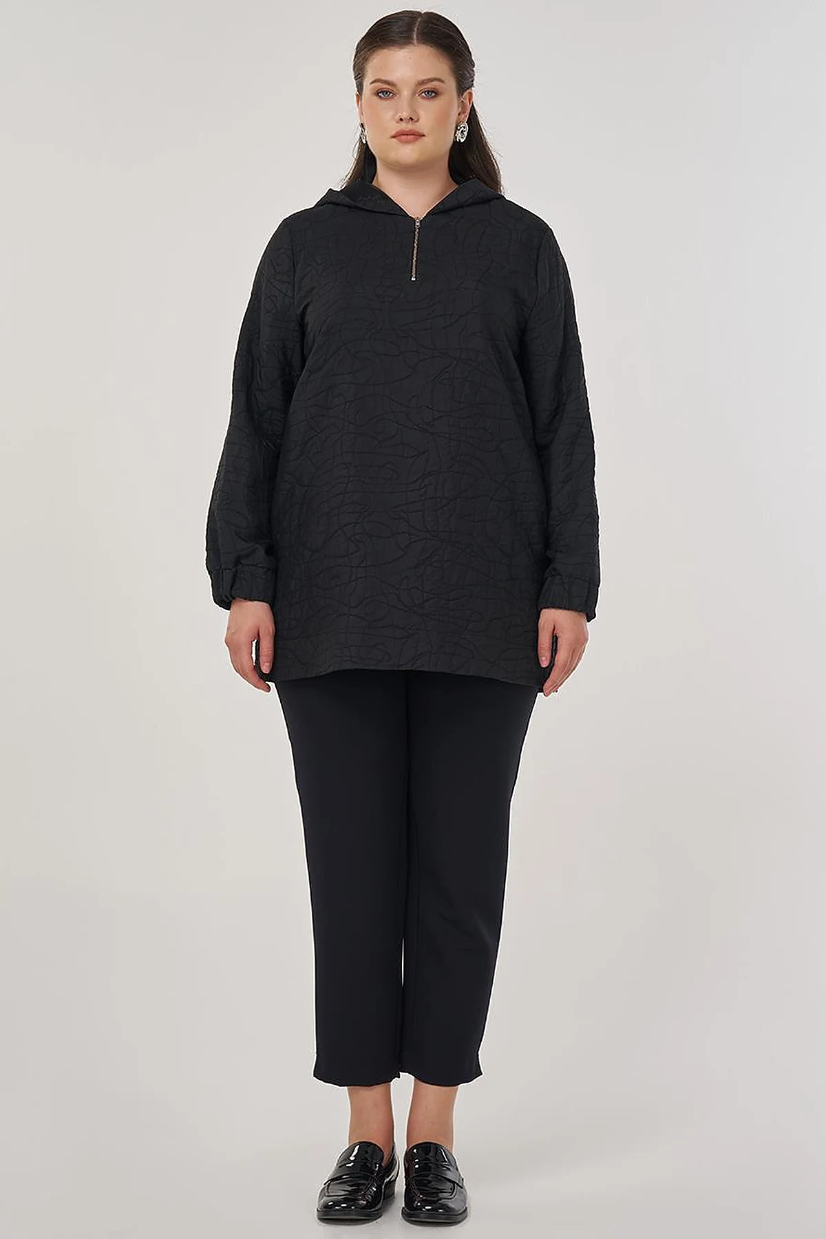 Embossed Pattern Tunic Black