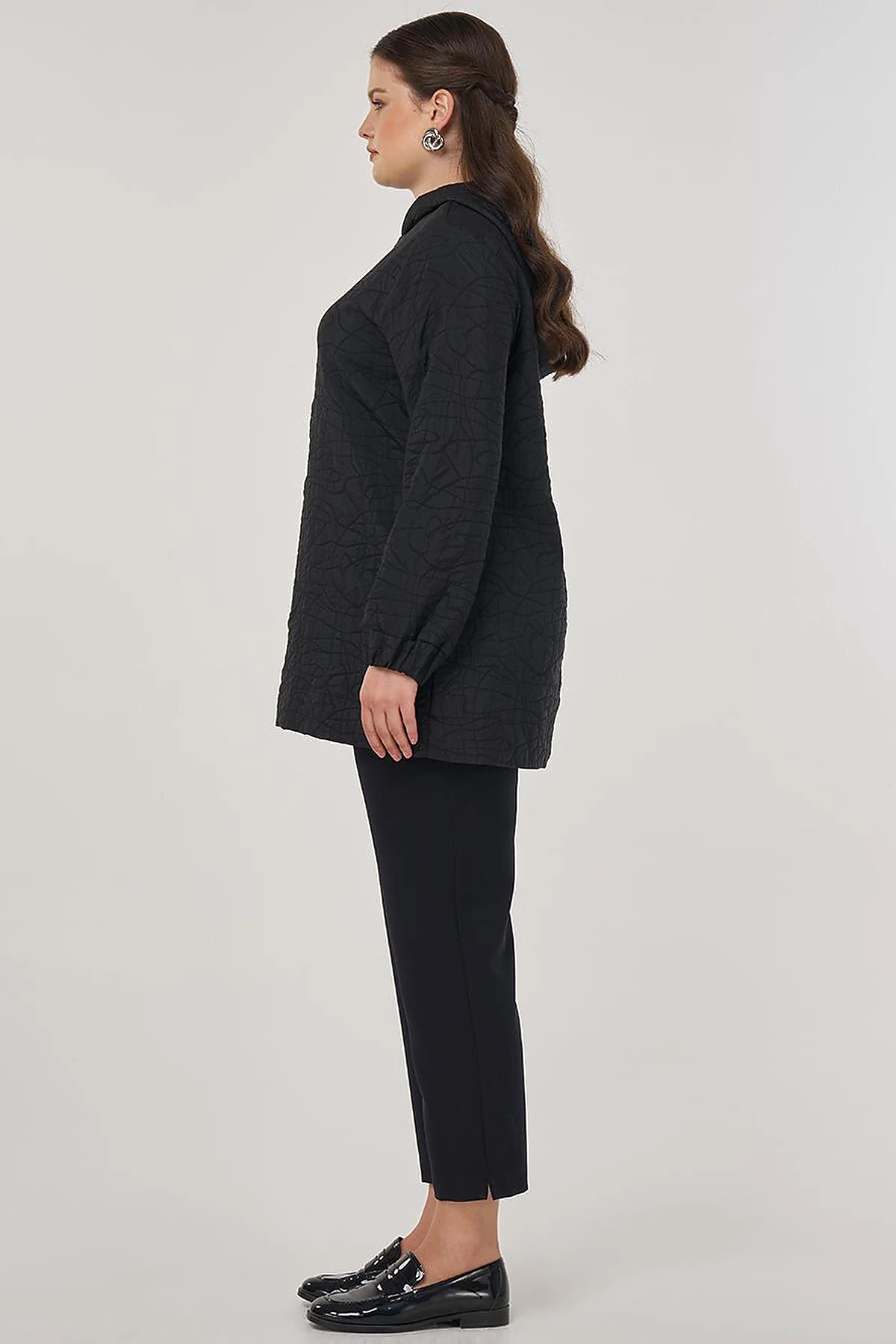 Embossed Pattern Tunic Black