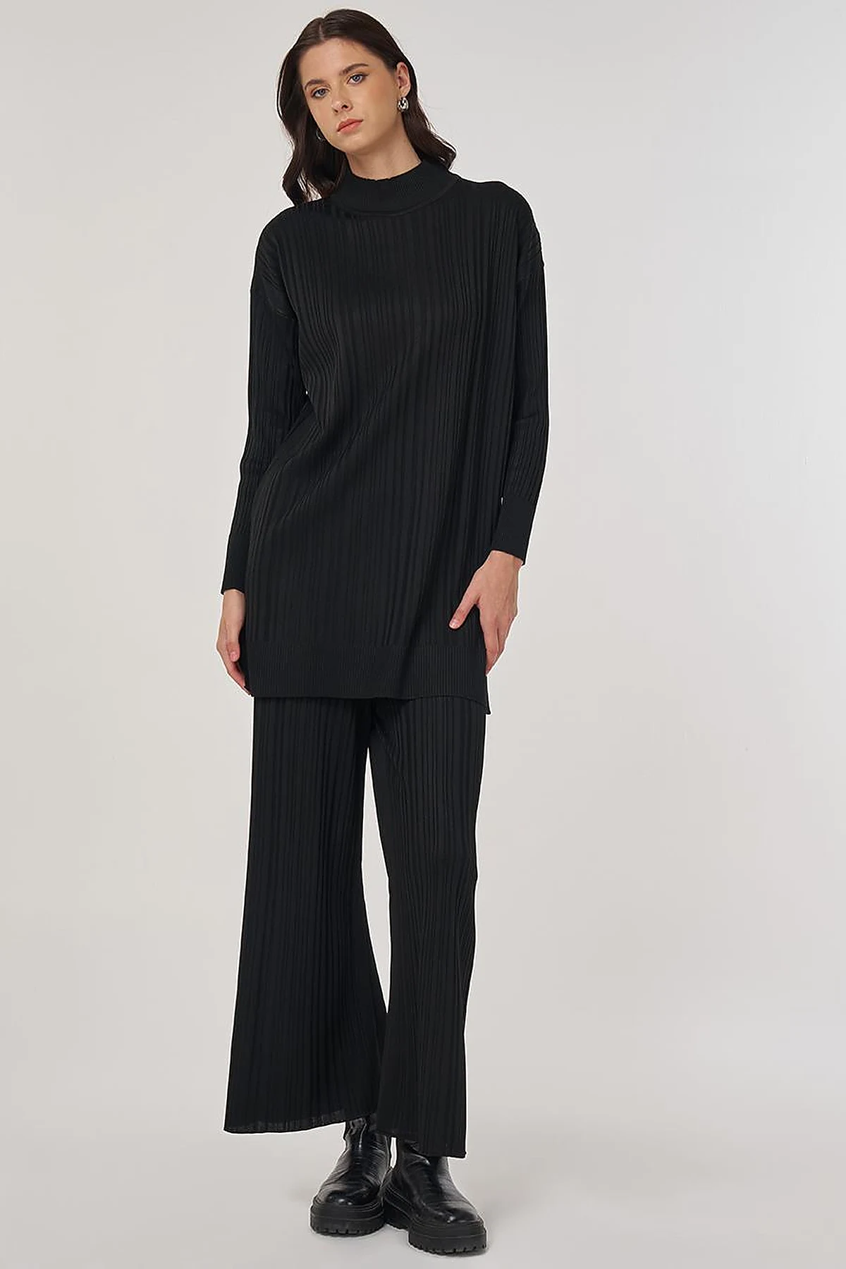Relaxed Fit Knit Set in Black