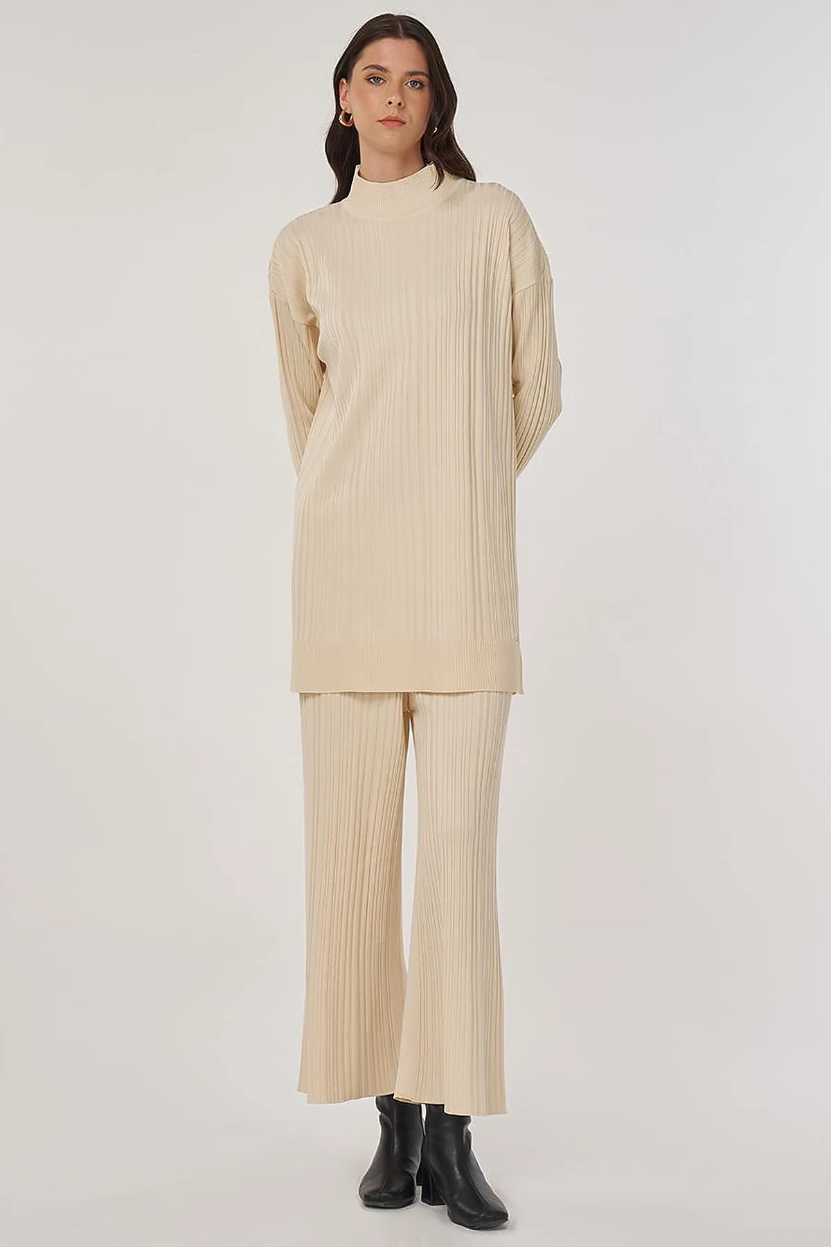 Relaxed Fit Knit Set in Stone