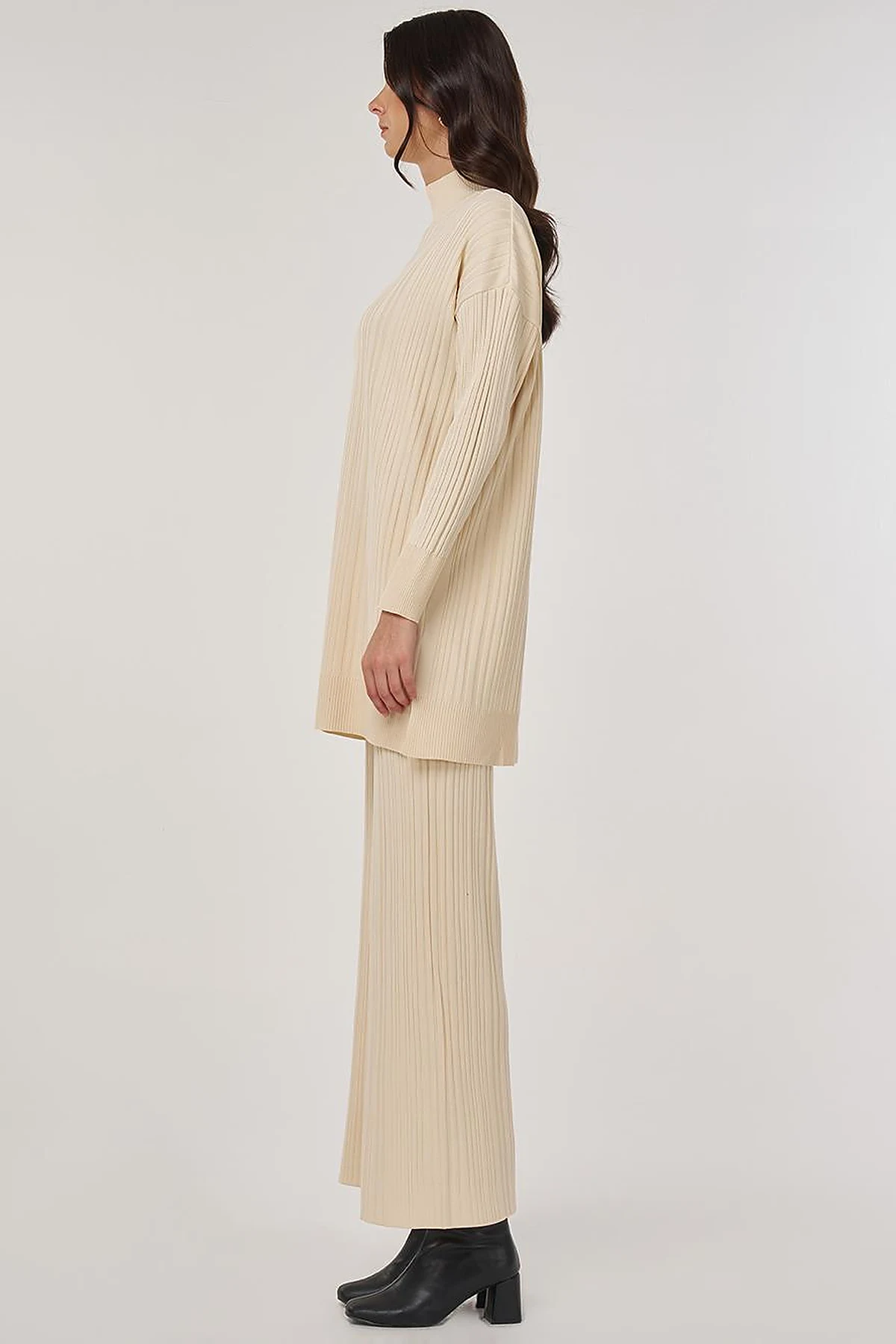 Relaxed Fit Knit Set in Stone
