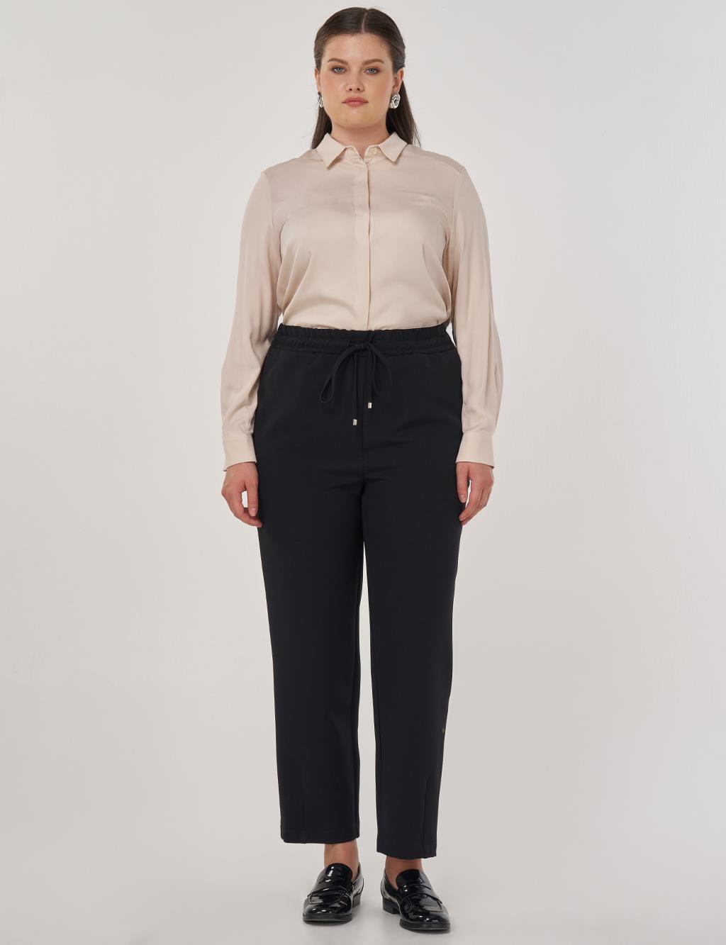 Lace-Up Relaxed-Fit Pants in Black