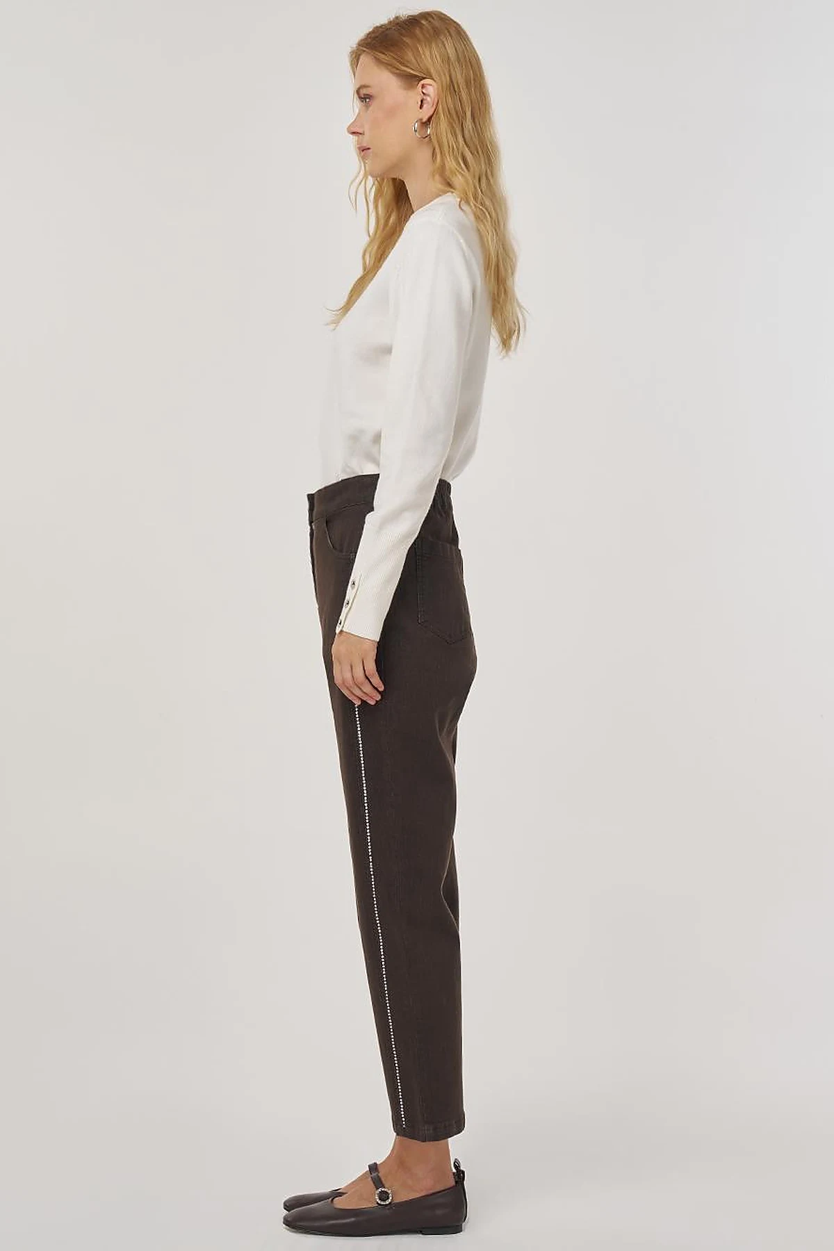 Hotfix Printed Denim Pants in Coffee