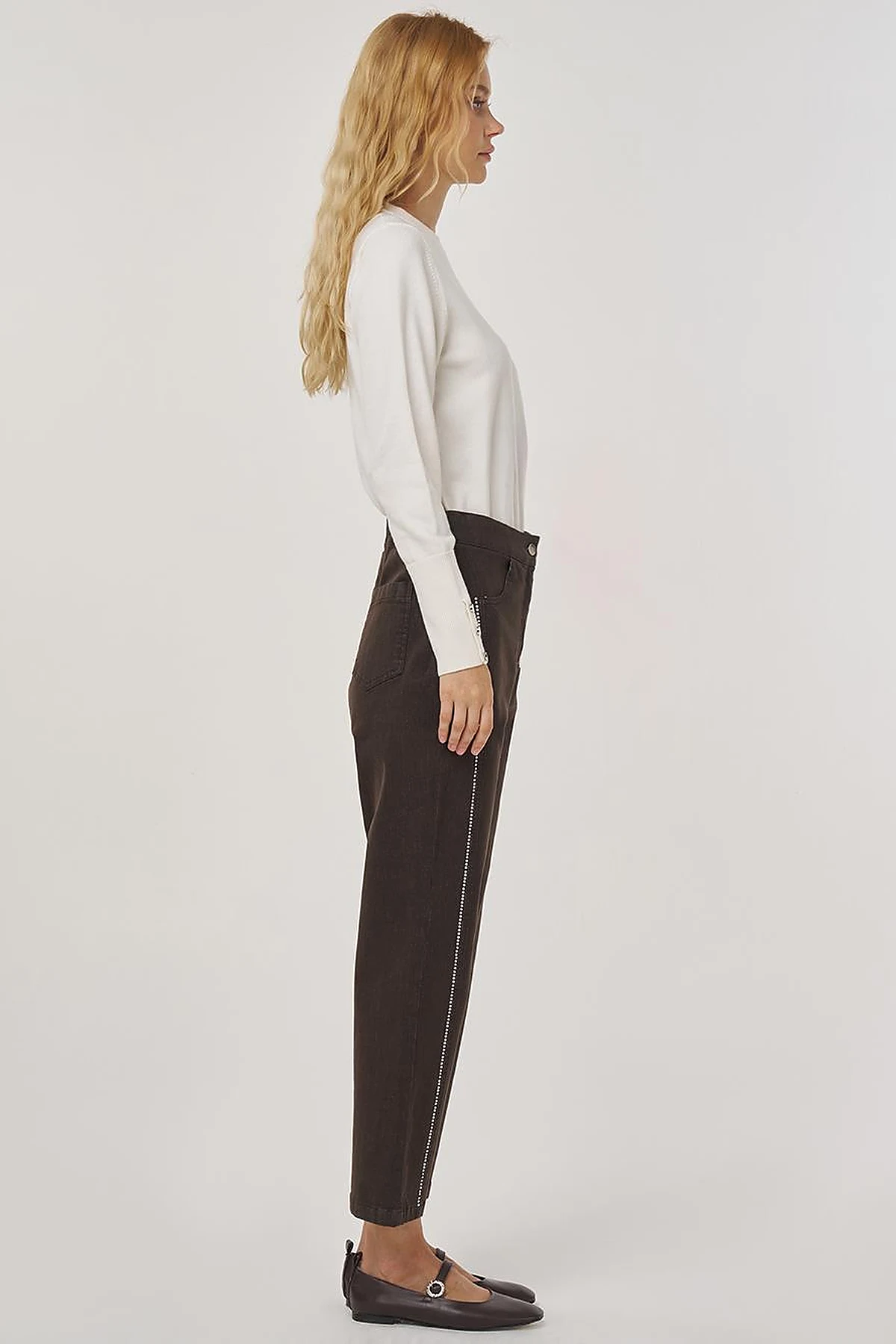 Hotfix Printed Denim Pants in Coffee