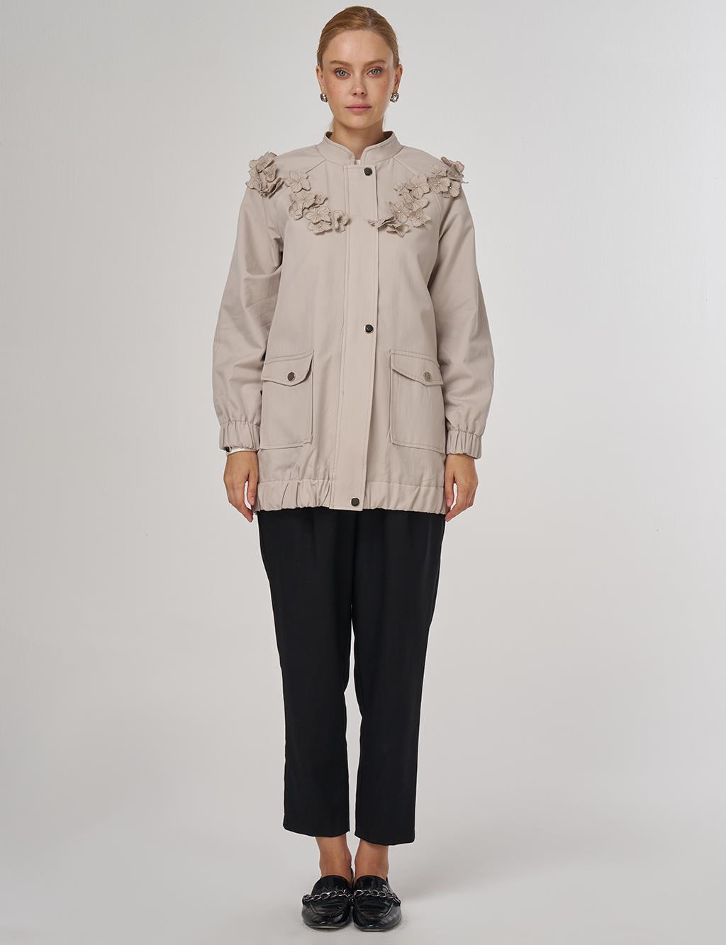 Aplike Detaylı Kısa Ceket Taş 