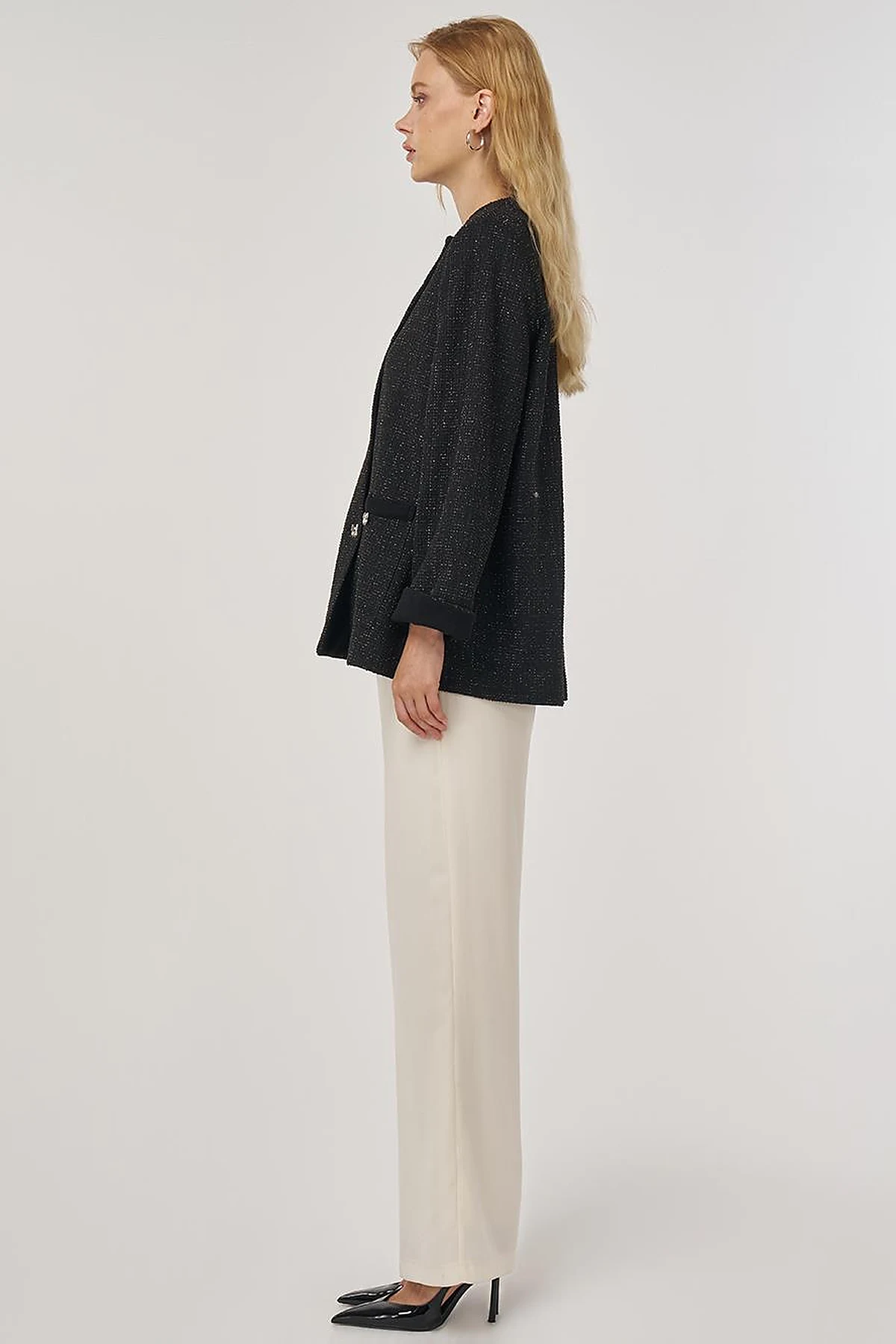 Button-Detailed Jacket Black