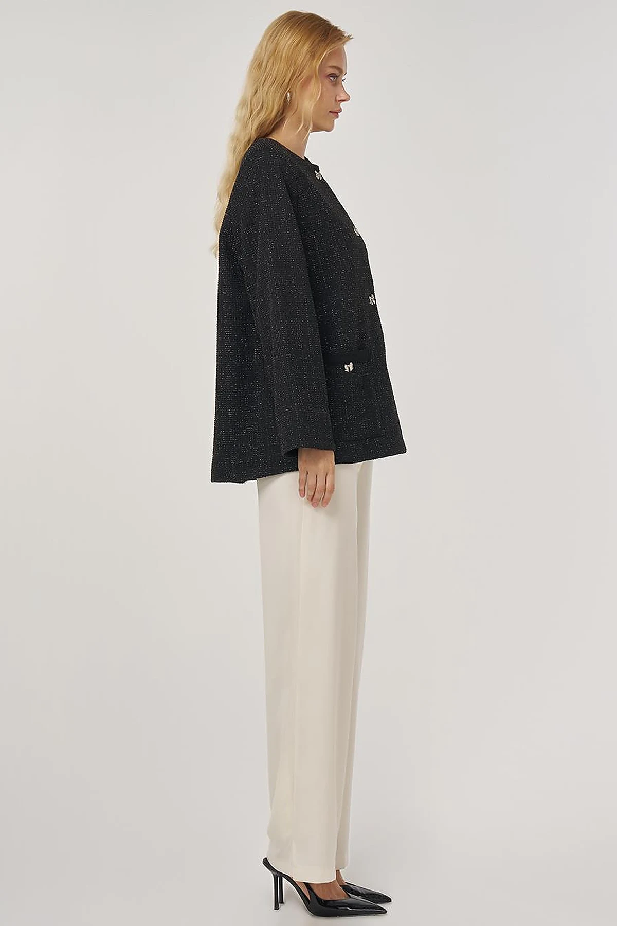 Button-Detailed Jacket Black