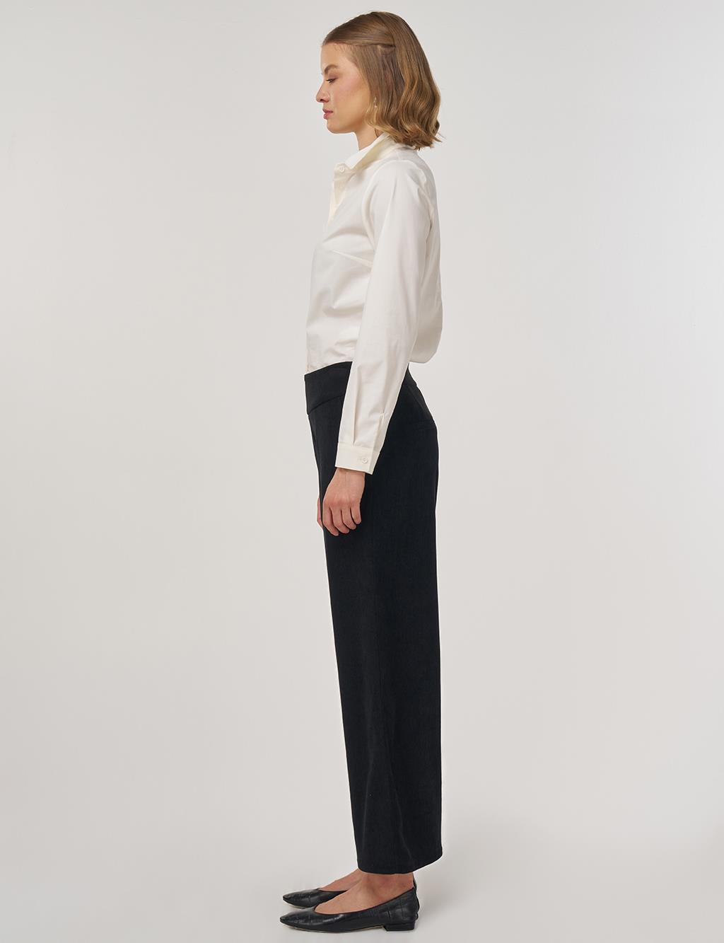 Velvet Pants with Pocket Detail in Black