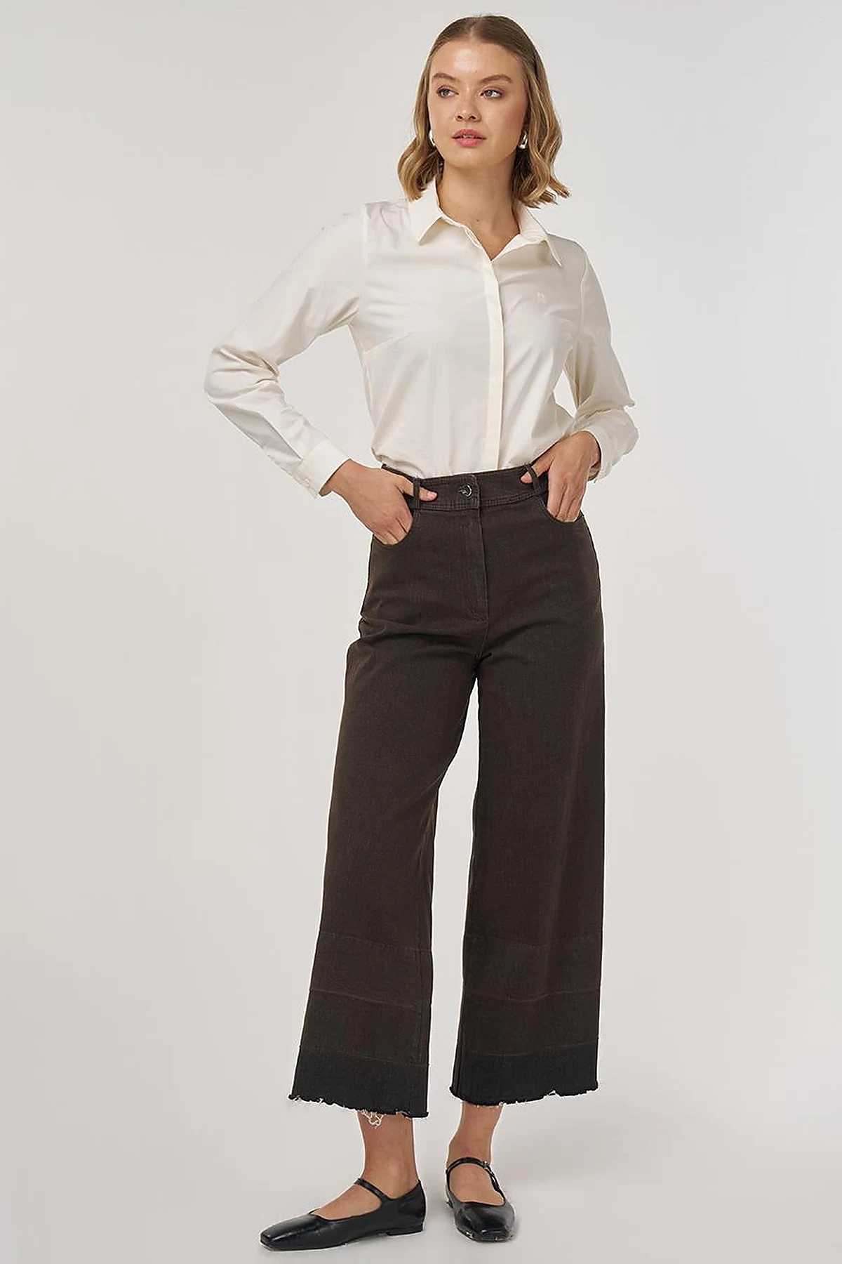 Cep Detaylı Marine Fit Denim Pantolon Koyu Kahve 
