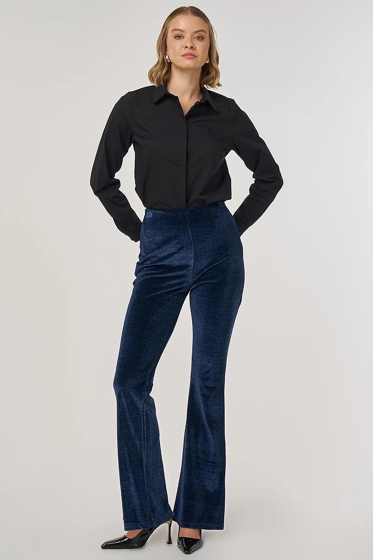 Flared Velvet Pants Navy