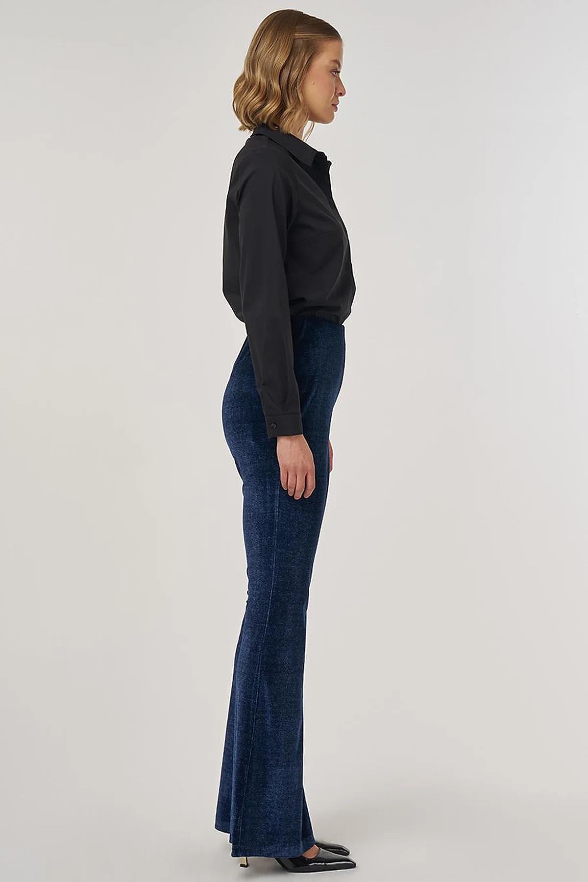 Flared Velvet Pants Navy