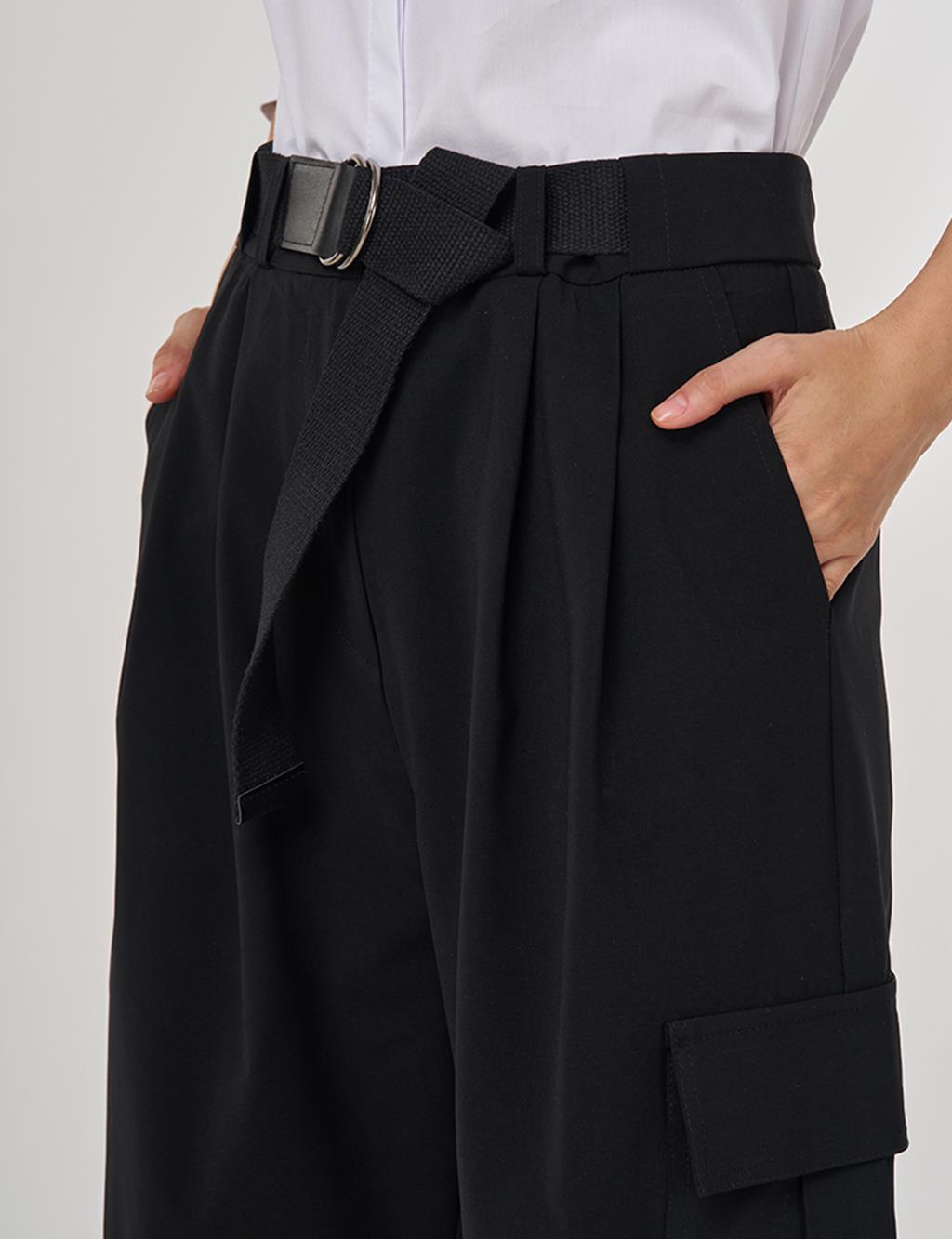 Kemer Detaylı Rahat Kesim Pantolon Siyah 