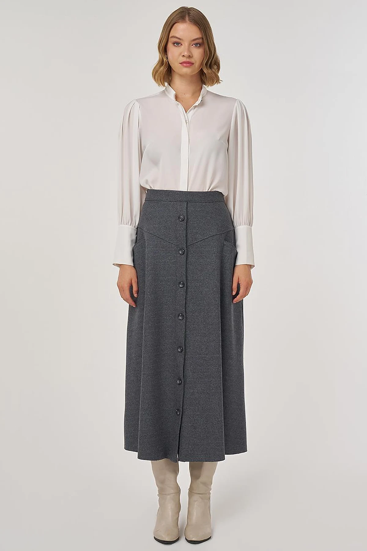 Buttoned Felt Skirt in Smoke
