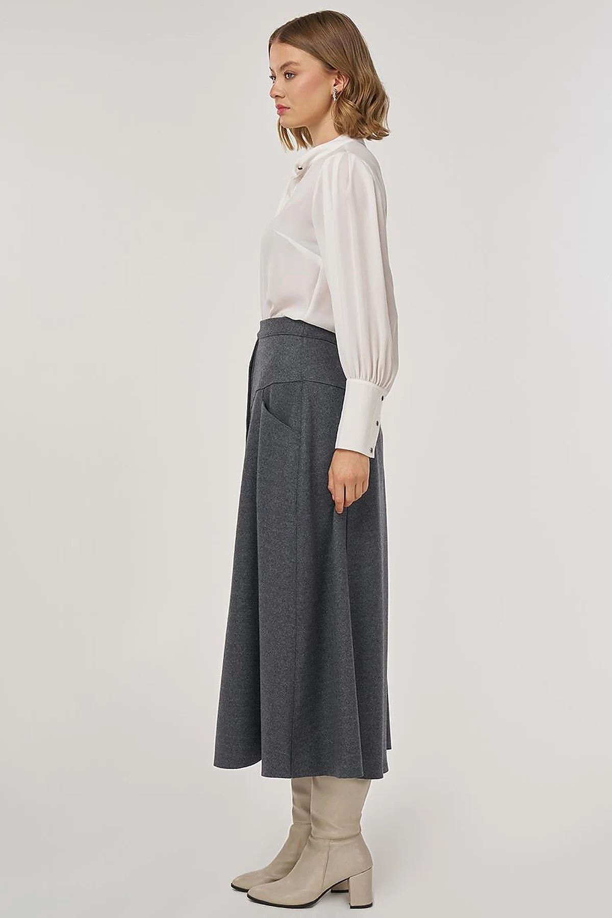 Buttoned Felt Skirt in Smoke
