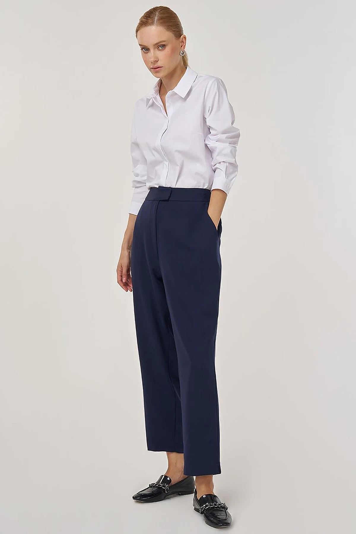 Pocket-Detail Classic Trousers Dark Navy