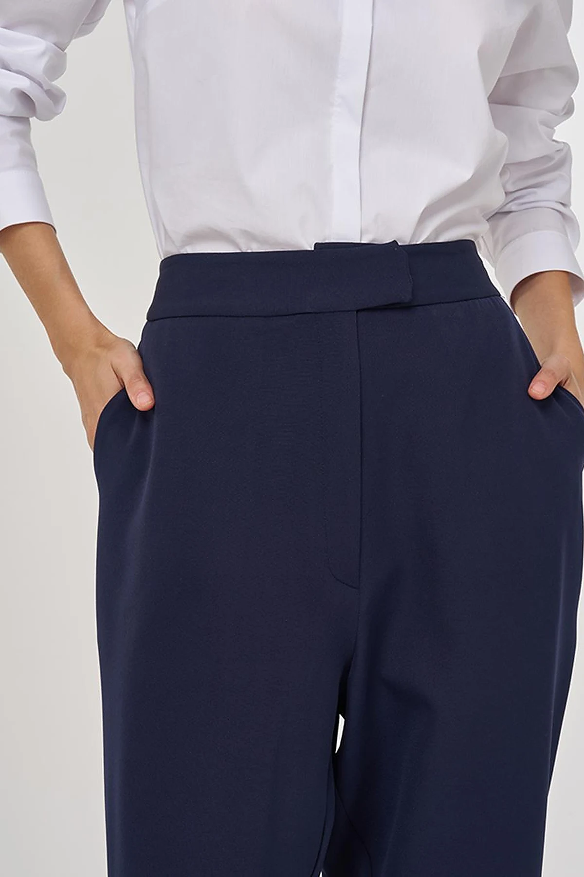 Pocket-Detail Classic Trousers Dark Navy