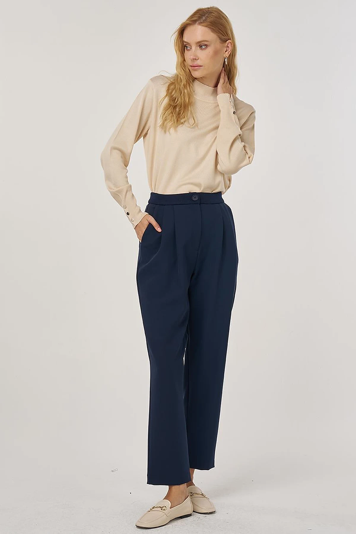 Double-Pleated Trousers in Dark Navy