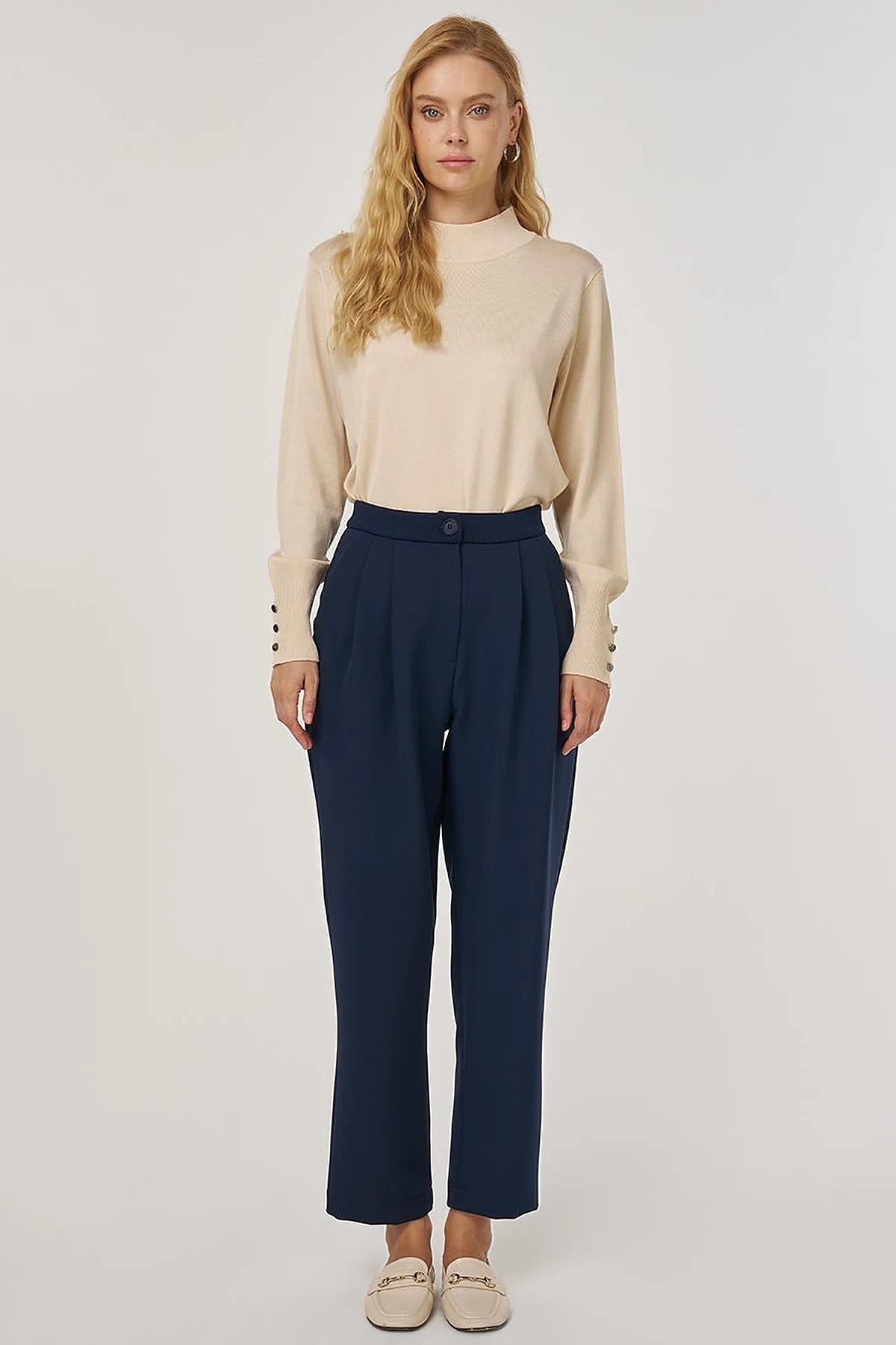 Double-Pleated Trousers in Dark Navy