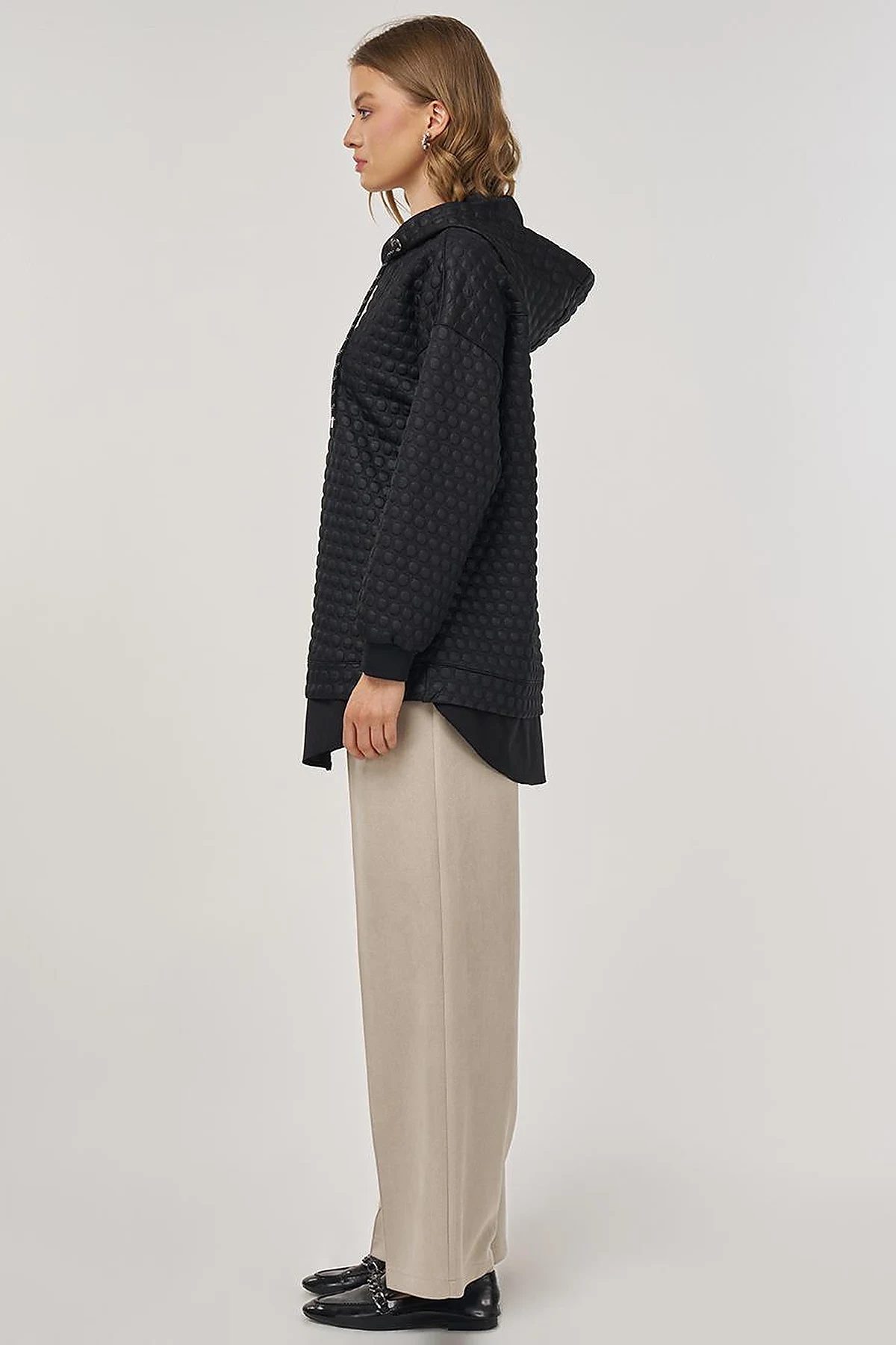 Textured Sweatshirt in Black