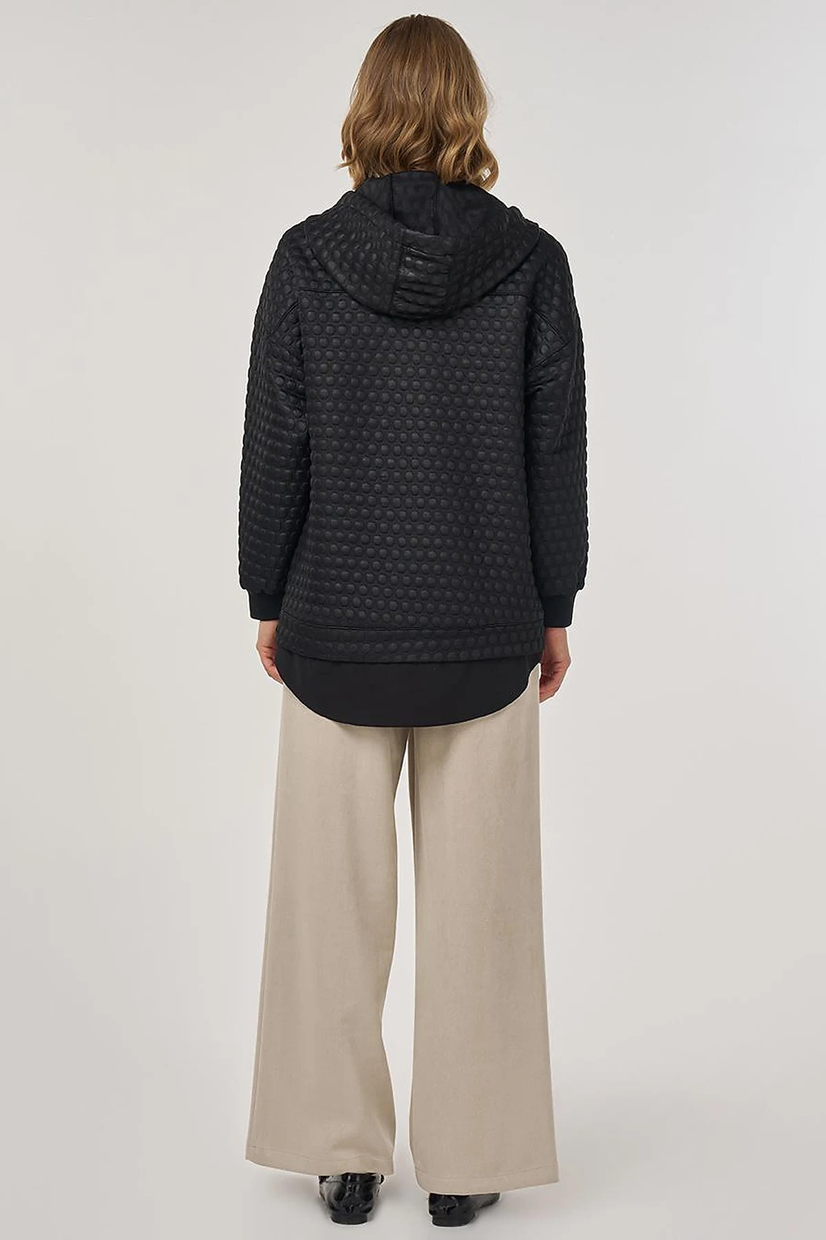 Textured Sweatshirt in Black