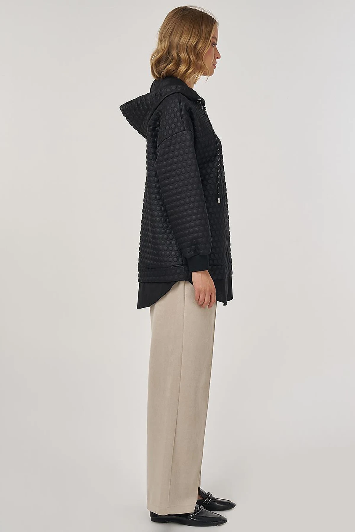 Textured Sweatshirt in Black