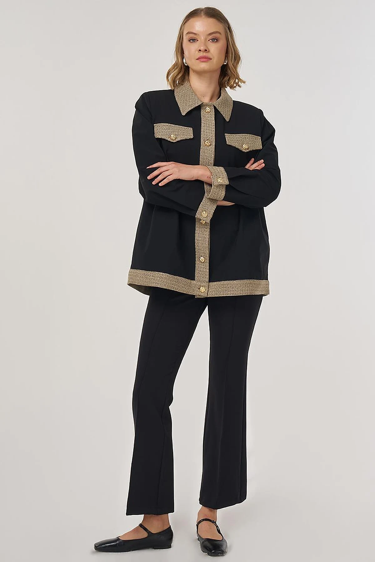 Shiny Button-Up Jacket in Black