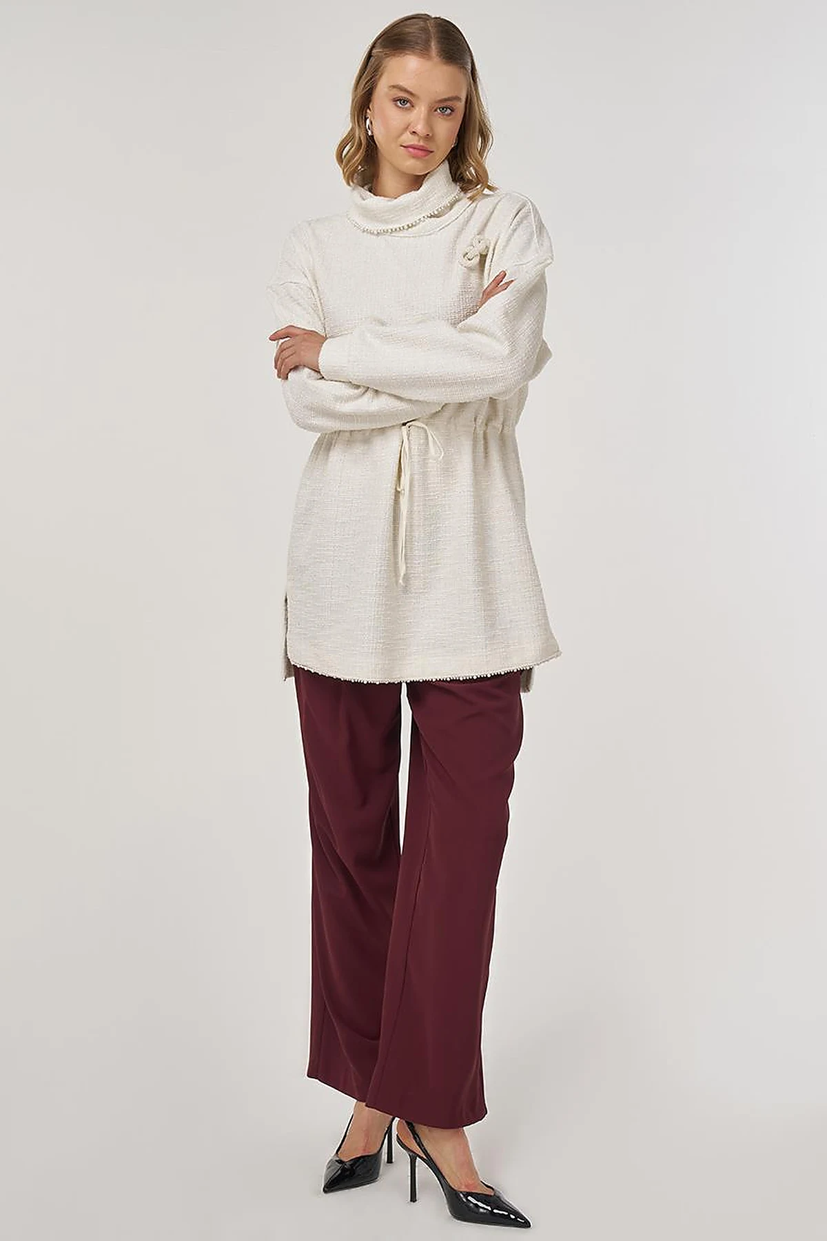 Bel Büzgülü Dokulu Sweatshirt Krem 