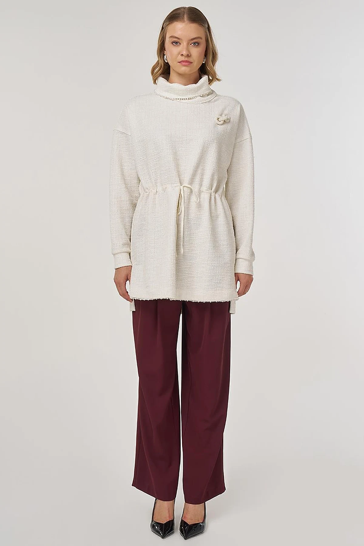 Bel Büzgülü Dokulu Sweatshirt Krem 