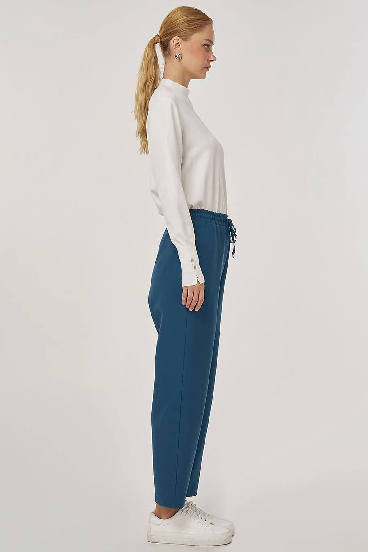 Relaxed Elastic Waist Trousers in Petrol