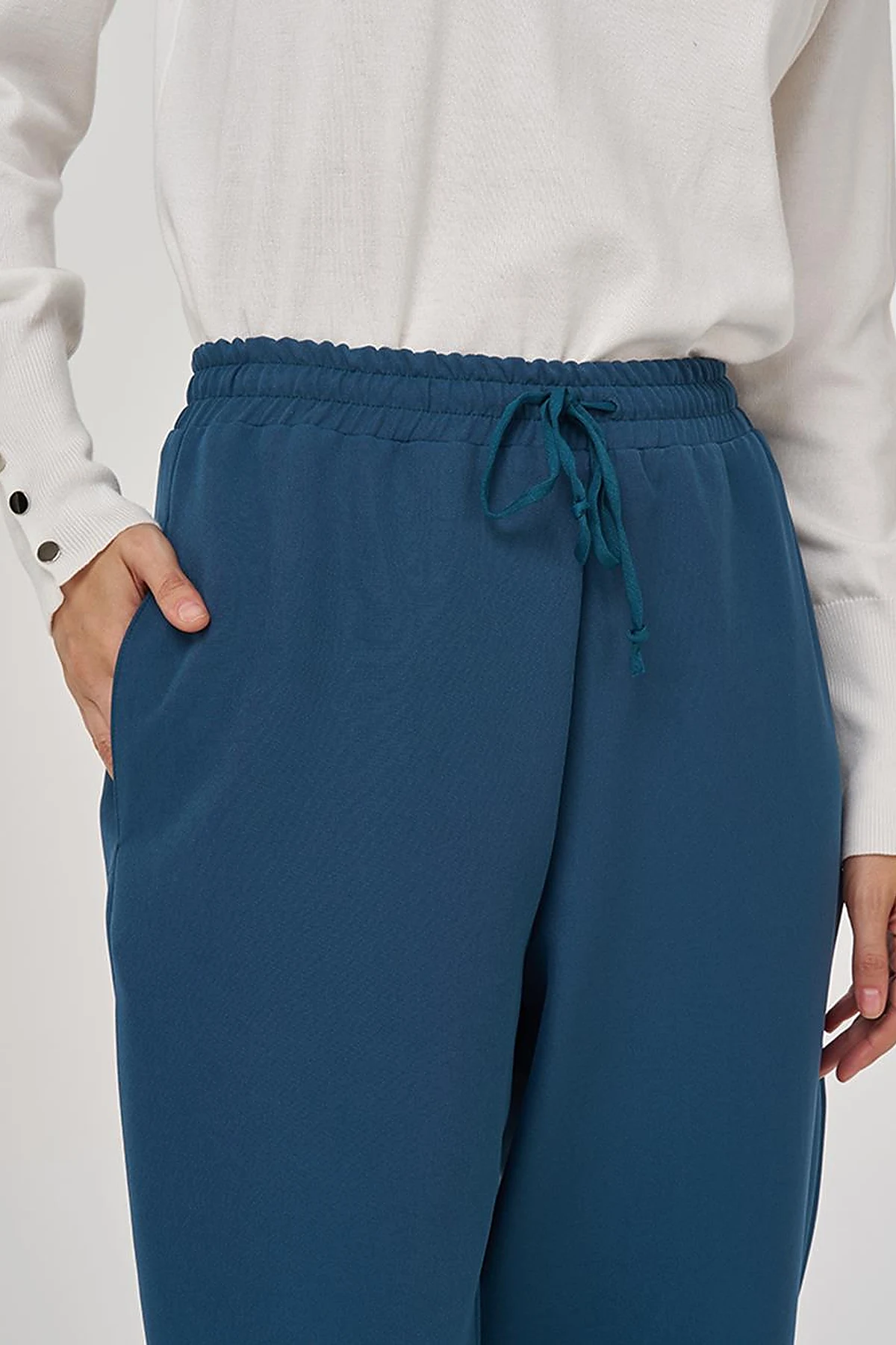 Relaxed Elastic Waist Trousers in Petrol