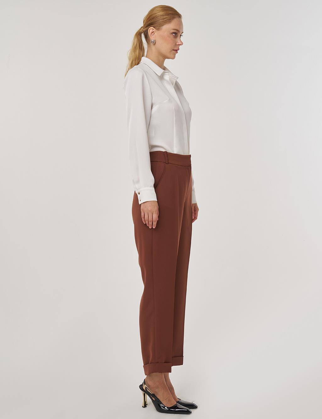 Double-Legged Fabric Trousers in Coffee