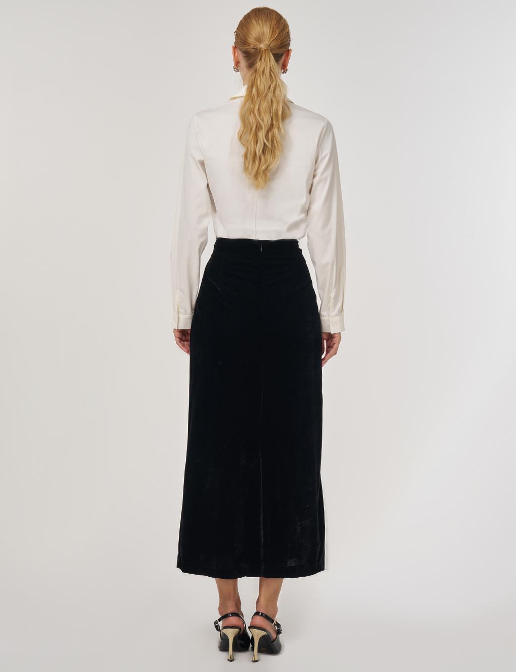 Drapeli Kadife Etek Siyah 