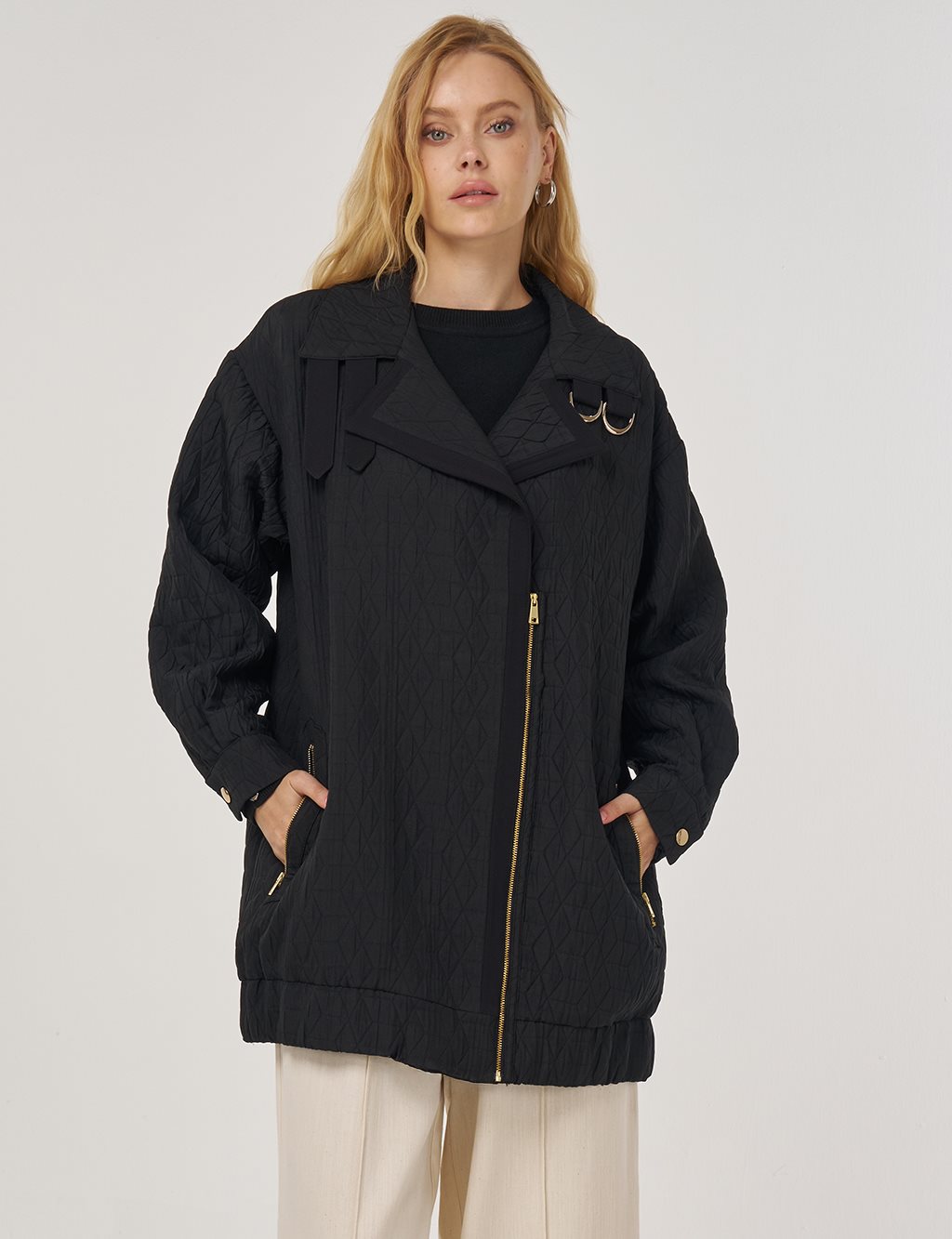 Geniş Yaka Gofreli Ceket Siyah 