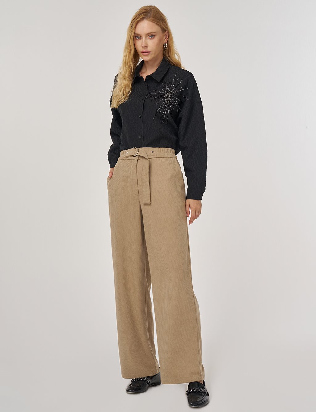 Velvet Pants with Metal Accessories Mink