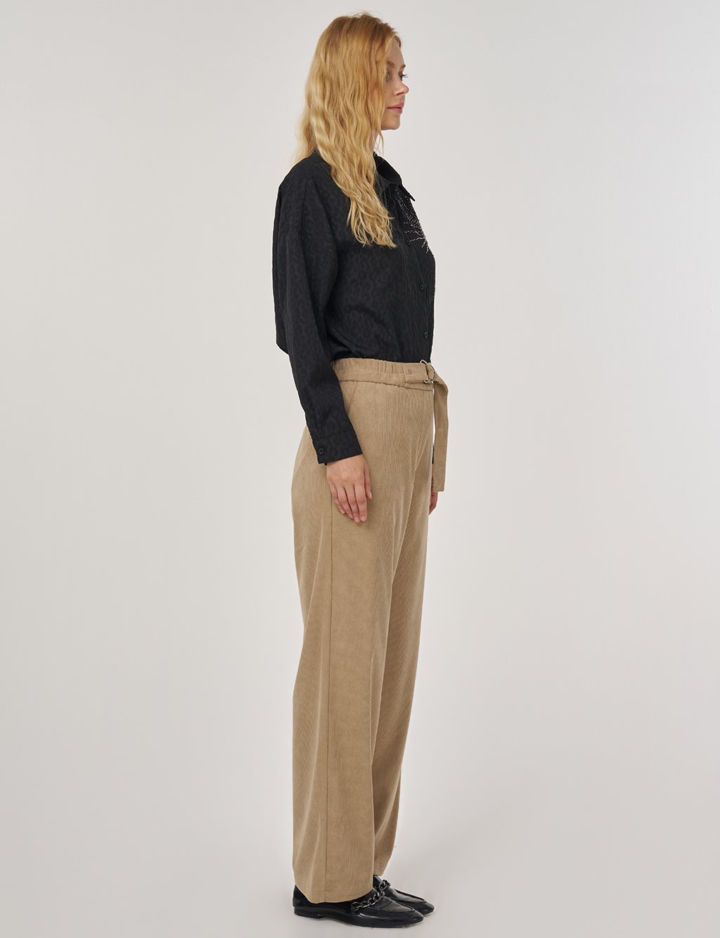 Velvet Pants with Metal Accessories Mink