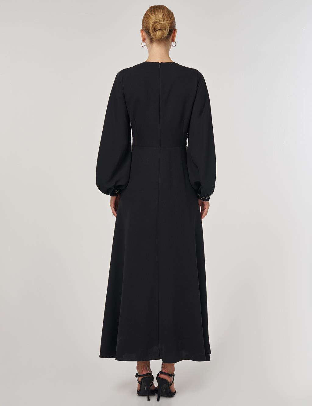 Bel Detaylı Şık Elbise Siyah