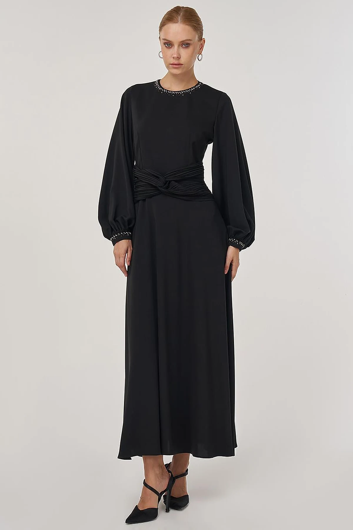 Waist-Detailed Elegant Dress in Black