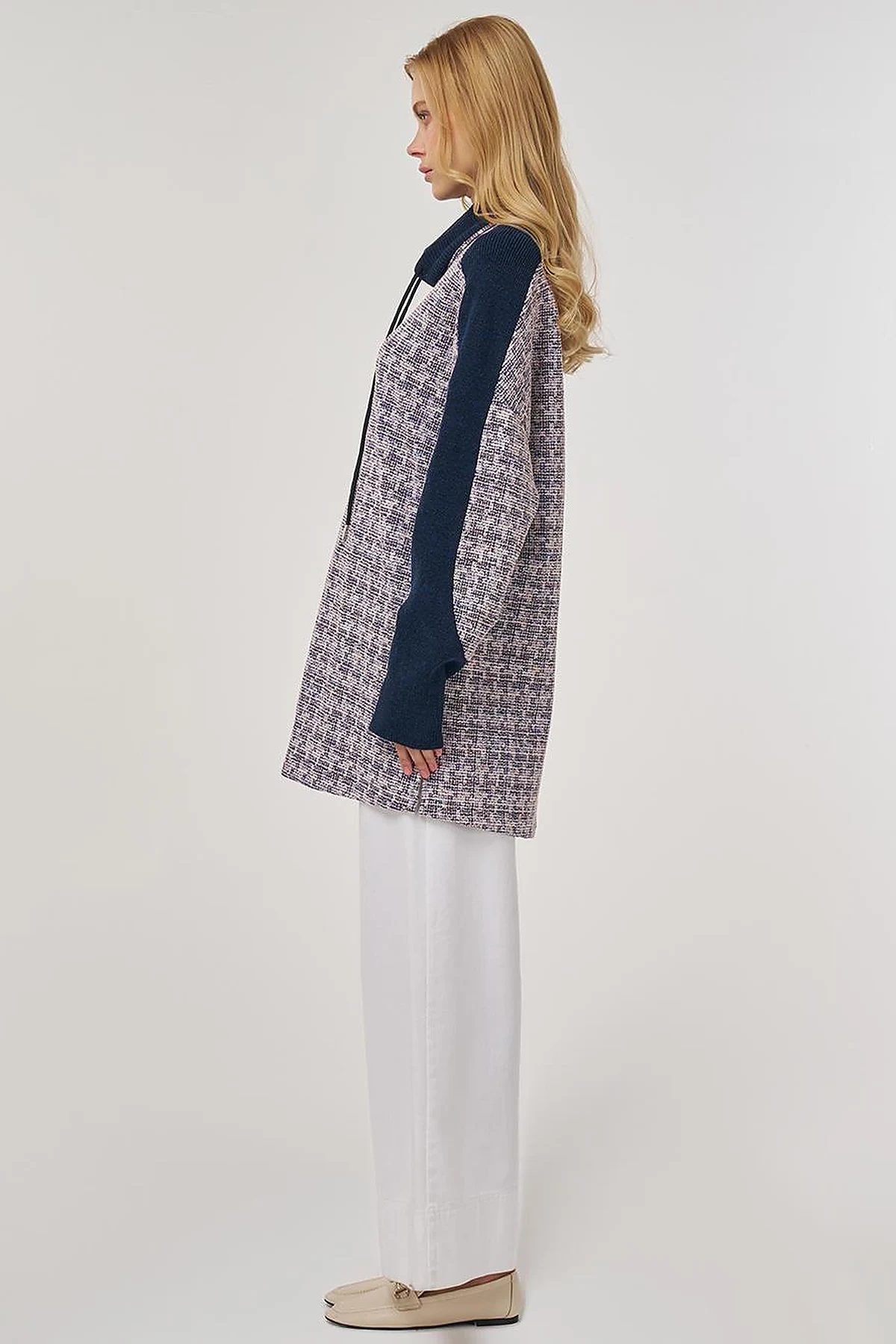 Knit-Trimmed Sweatshirt in Indigo