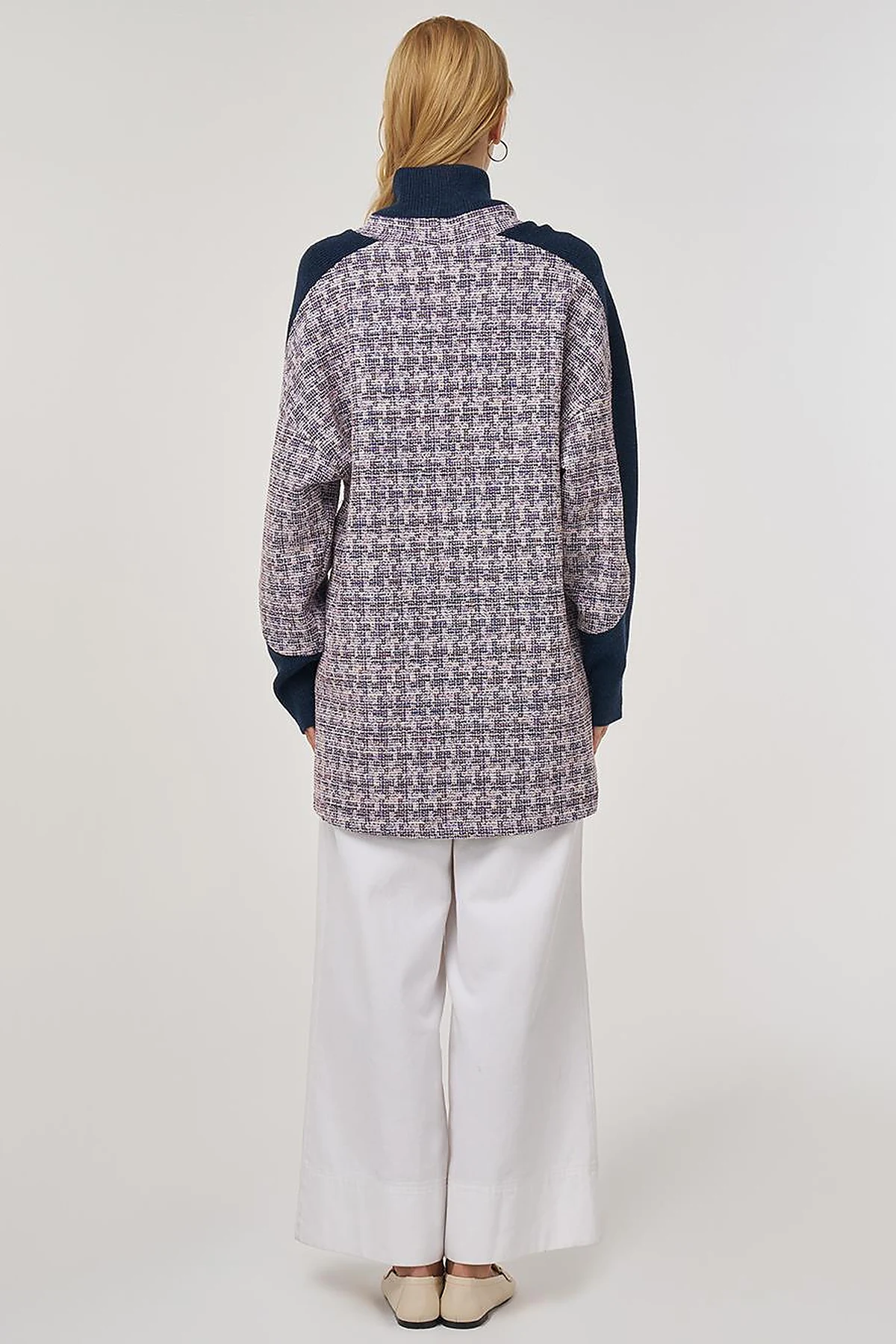 Knit-Trimmed Sweatshirt in Indigo