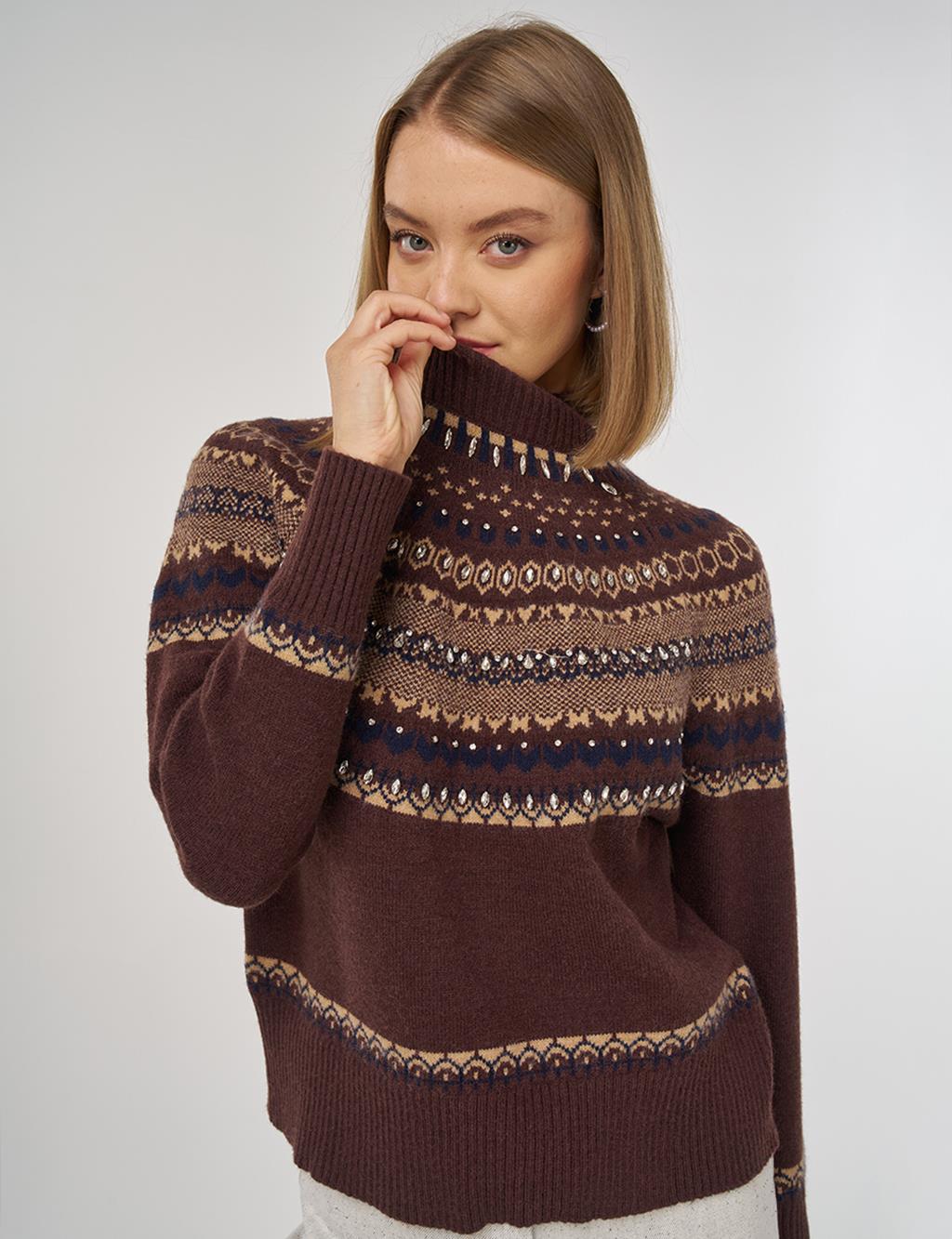 Patterned Turtleneck Sweater in Dark Coffee