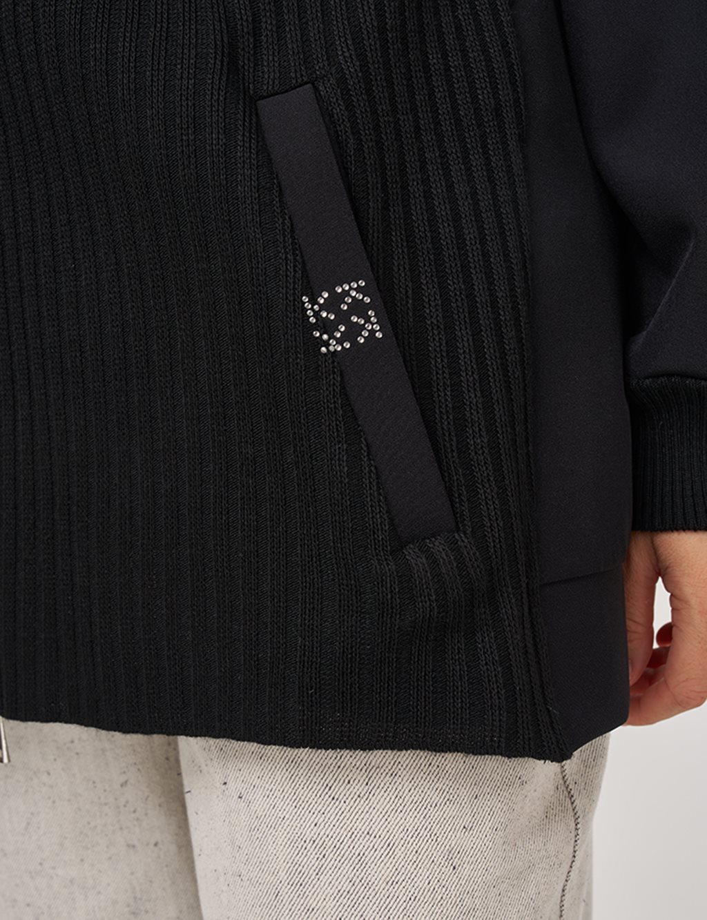 Triko Garnili Rahat Kesim Hırka Siyah 